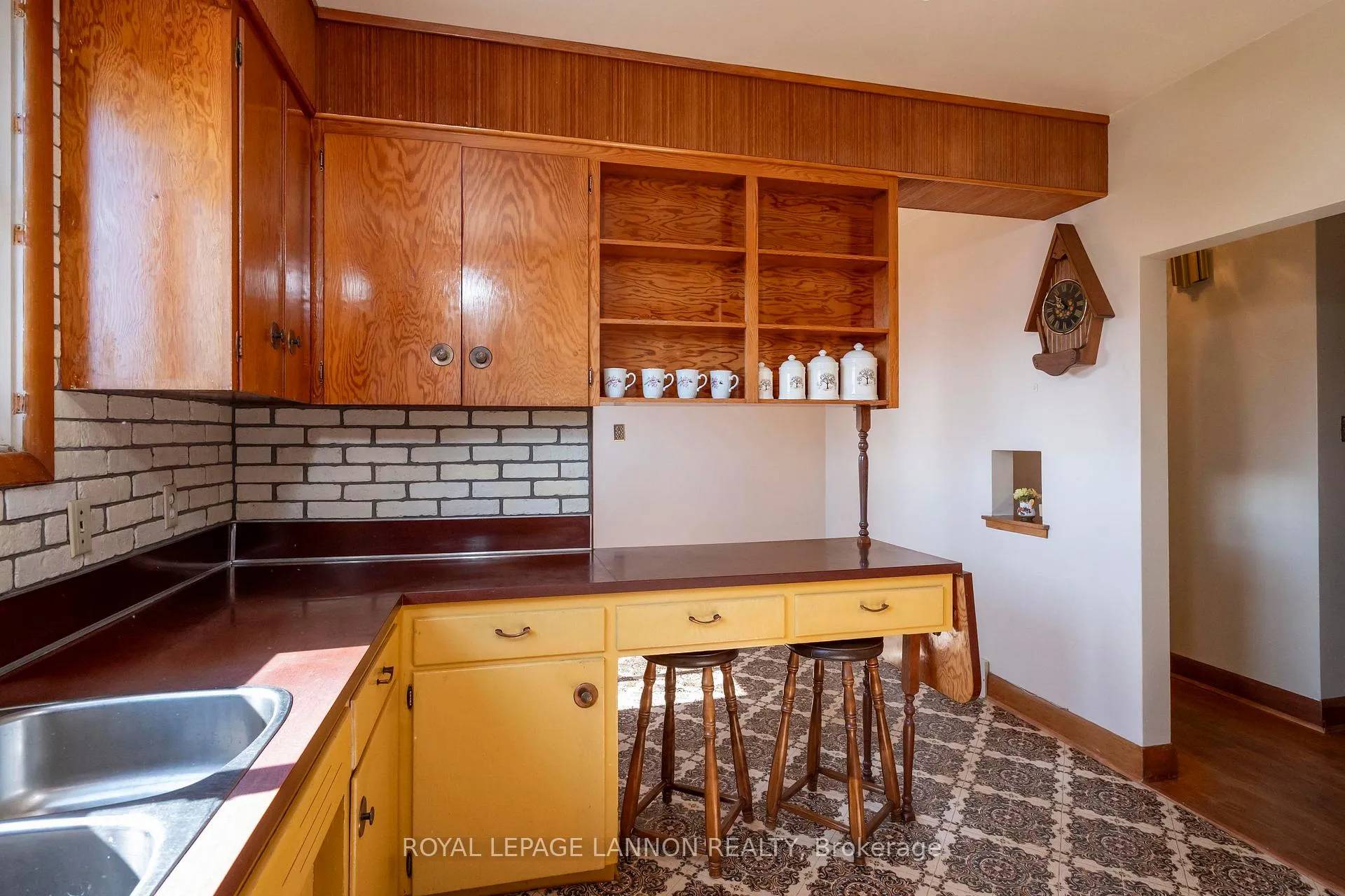 Photo 19 of 231 Alder Avenue, Thunder Bay, Forest Park — HOMEH