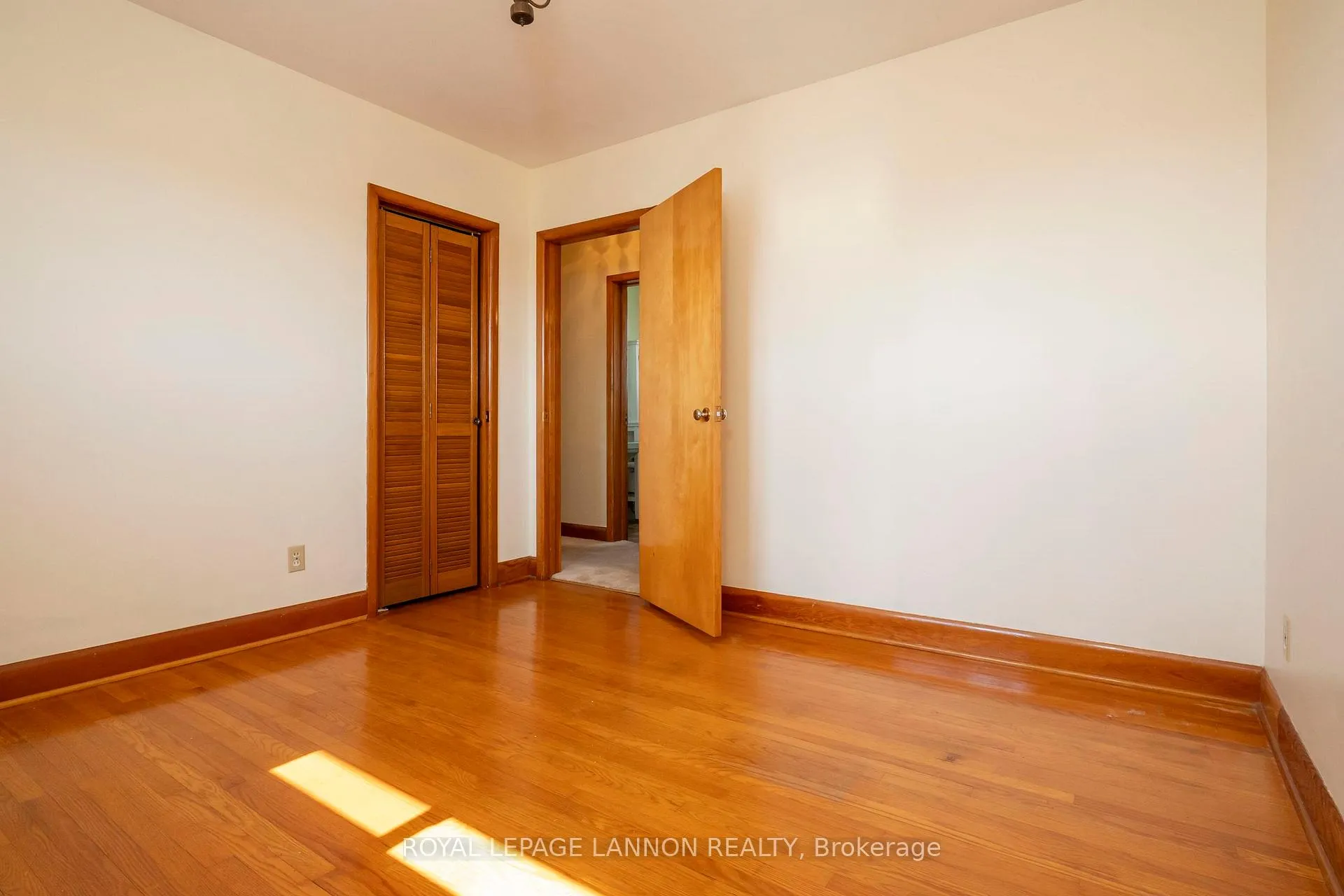 Photo 23 of 231 Alder Avenue, Thunder Bay, Forest Park — HOMEH