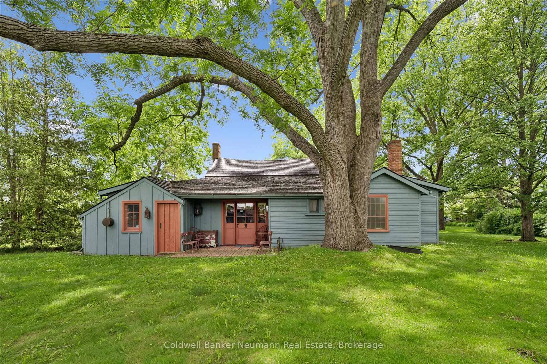 Photo 5 of 280 Palmer Street, Guelph, St. George's — HOMEH