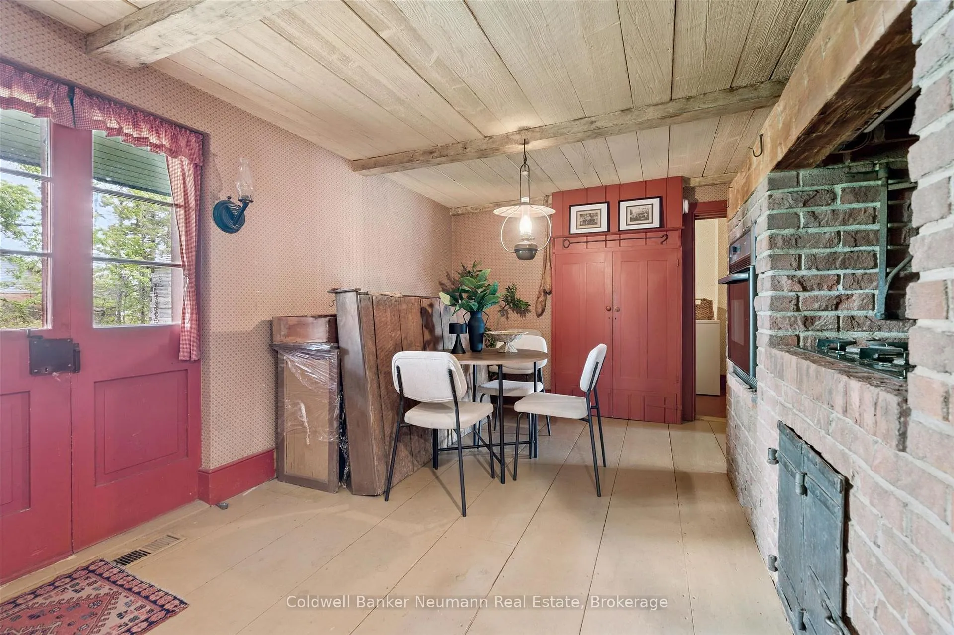 Photo 12 of 280 Palmer Street, Guelph, St. George's — HOMEH