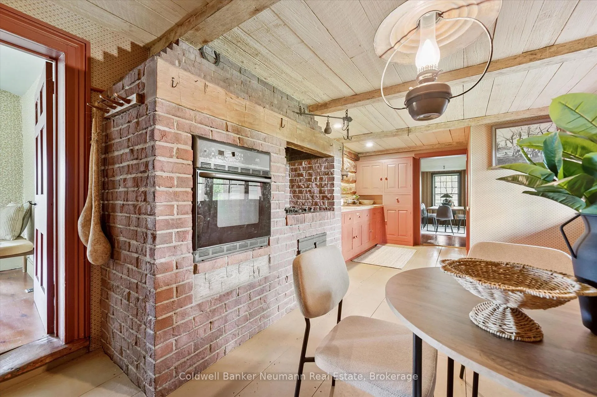 Photo 13 of 280 Palmer Street, Guelph, St. George's — HOMEH