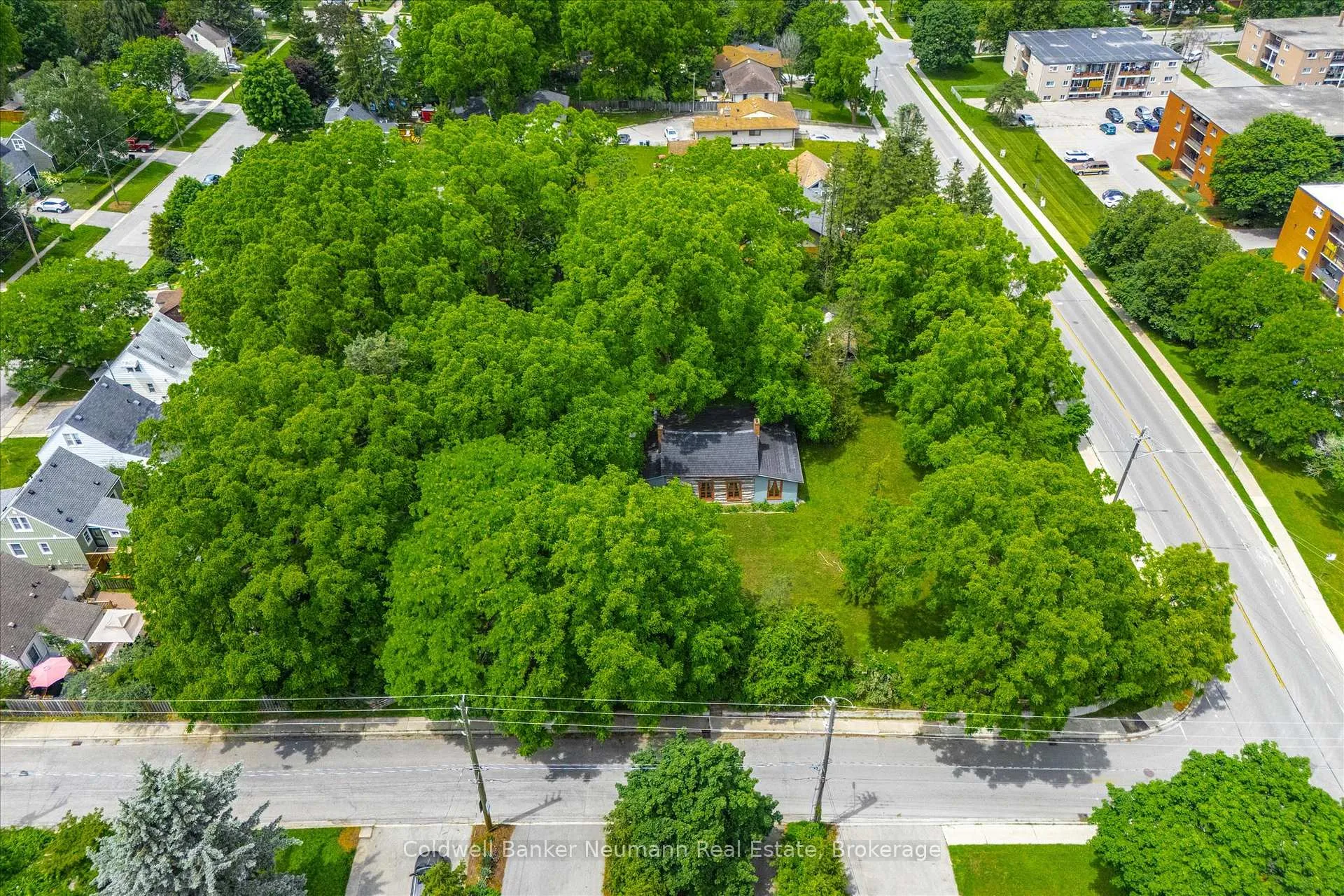 Photo 44 of 280 Palmer Street, Guelph, St. George's — HOMEH