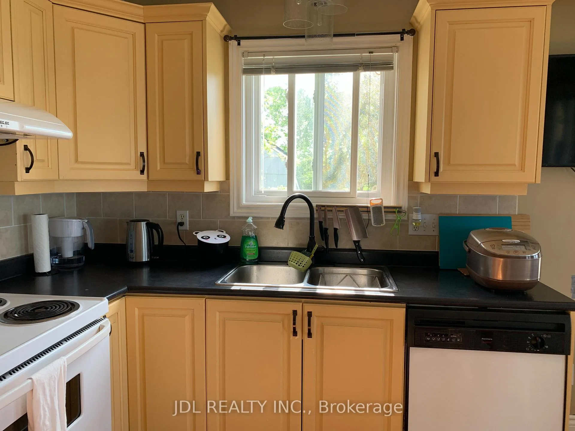Photo 6 of 3188 Lakeshore Road, Haldimand, Dunnville — HOMEH