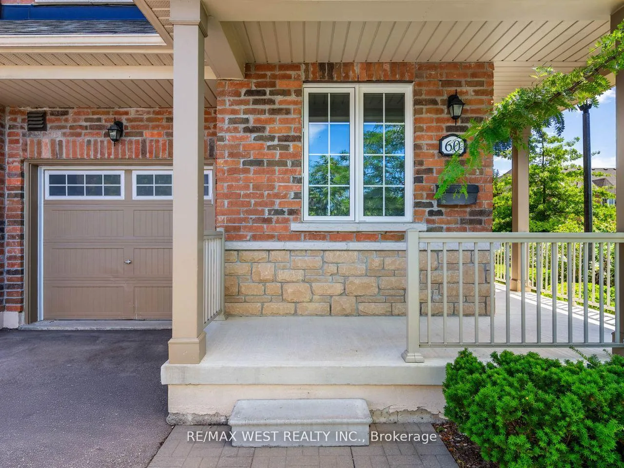Photo 4 of 60 Utopia Way, Brampton, Bram East — HOMEH