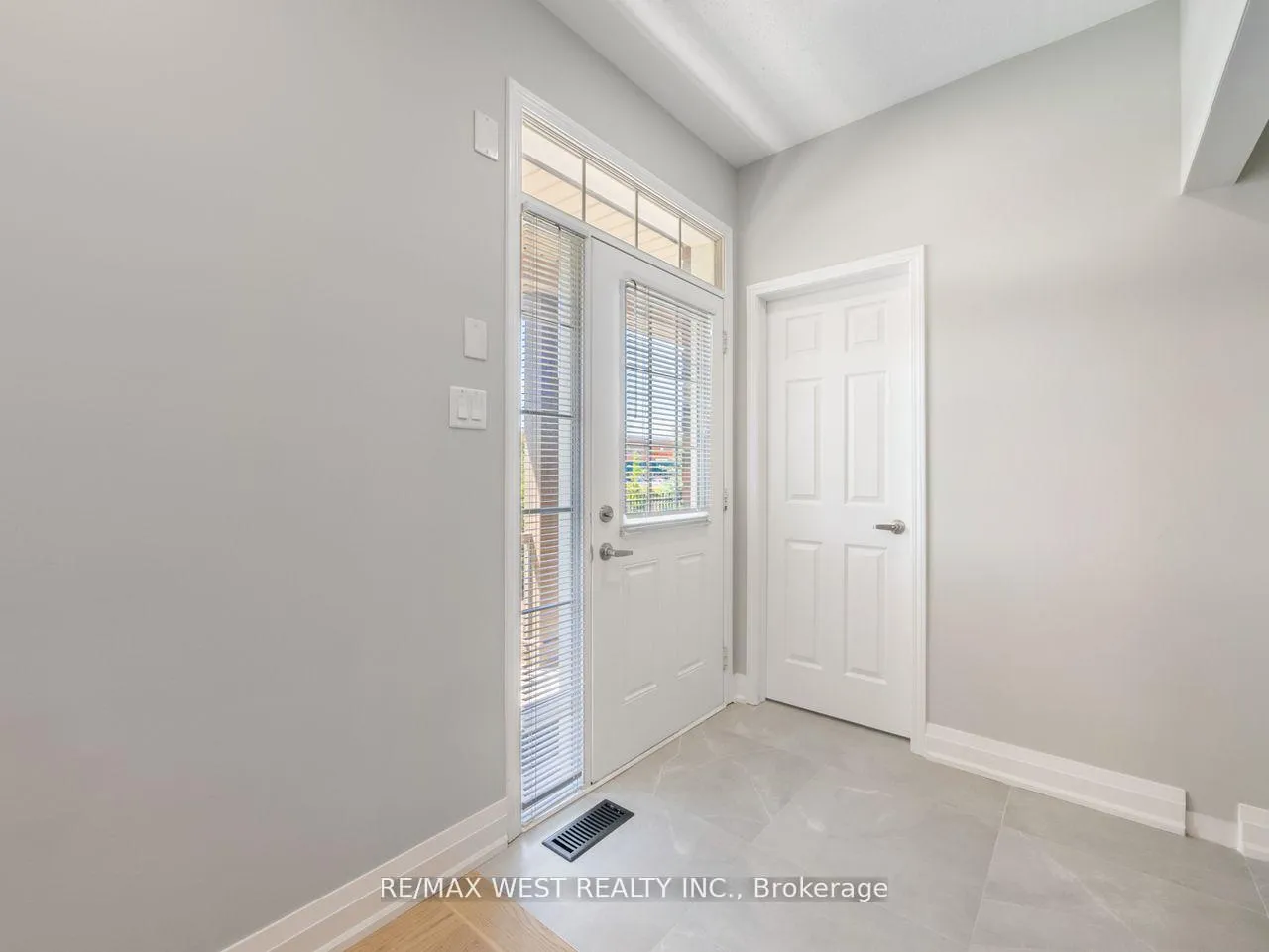 Photo 8 of 60 Utopia Way, Brampton, Bram East — HOMEH