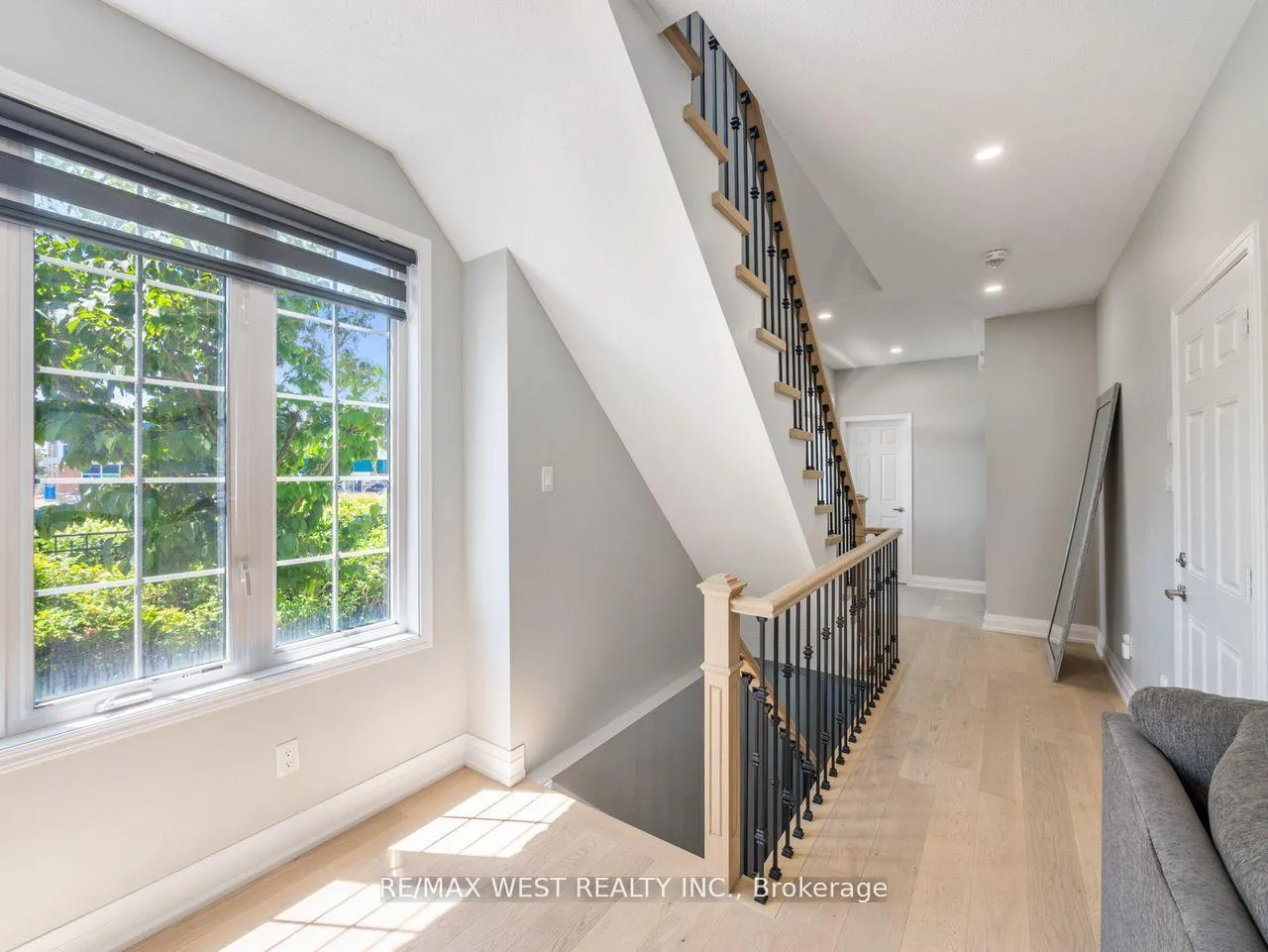 Photo 10 of 60 Utopia Way, Brampton, Bram East — HOMEH