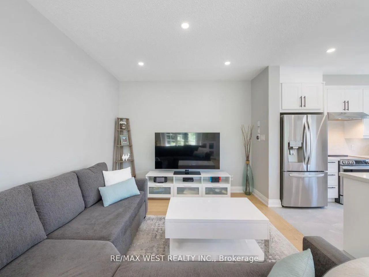 Photo 12 of 60 Utopia Way, Brampton, Bram East — HOMEH
