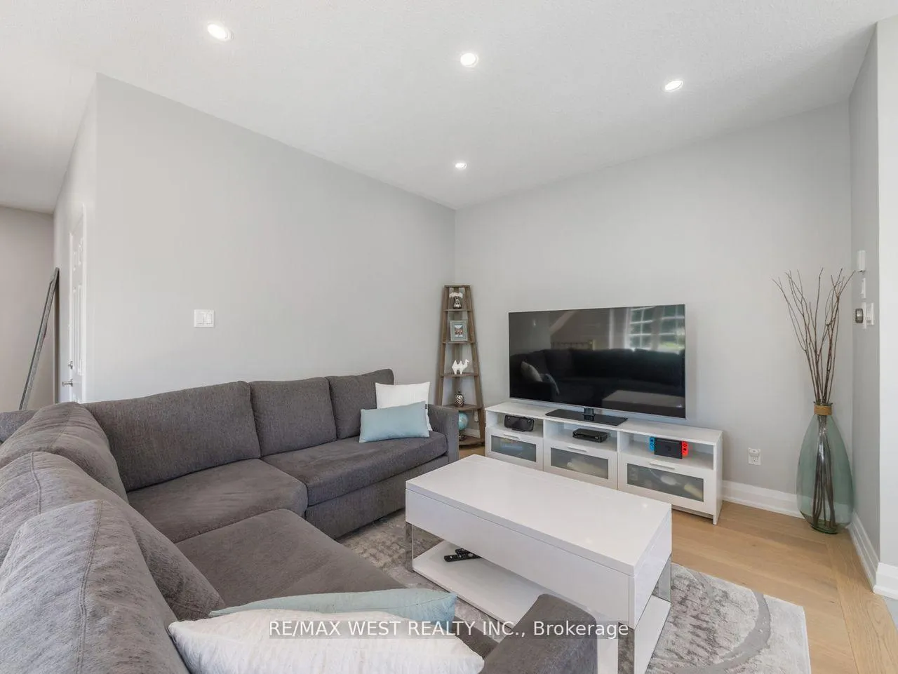 Photo 15 of 60 Utopia Way, Brampton, Bram East — HOMEH