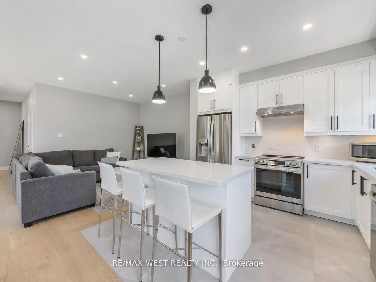 Photo 17 of 60 Utopia Way, Brampton, Bram East — HOMEH