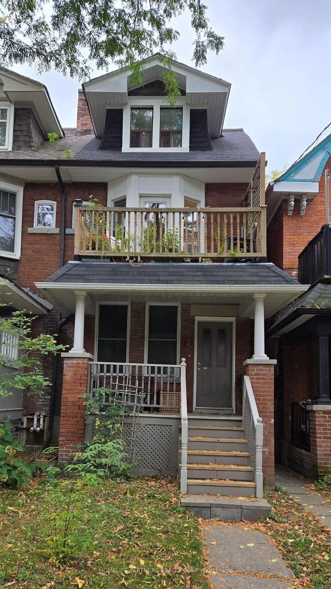 Front of 86 Macdonell Avenue