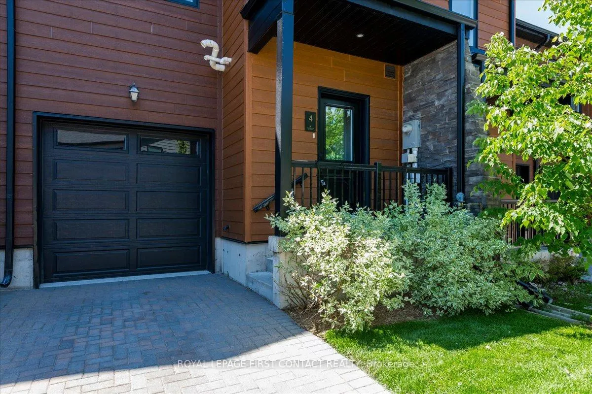 Photo 3 of 4 Stonehart Lane, Barrie, East Bayfield — HOMEH