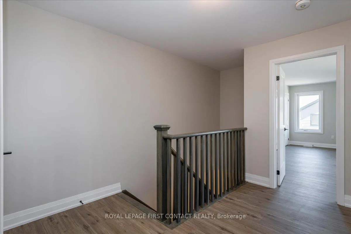 Photo 15 of 4 Stonehart Lane, Barrie, East Bayfield — HOMEH