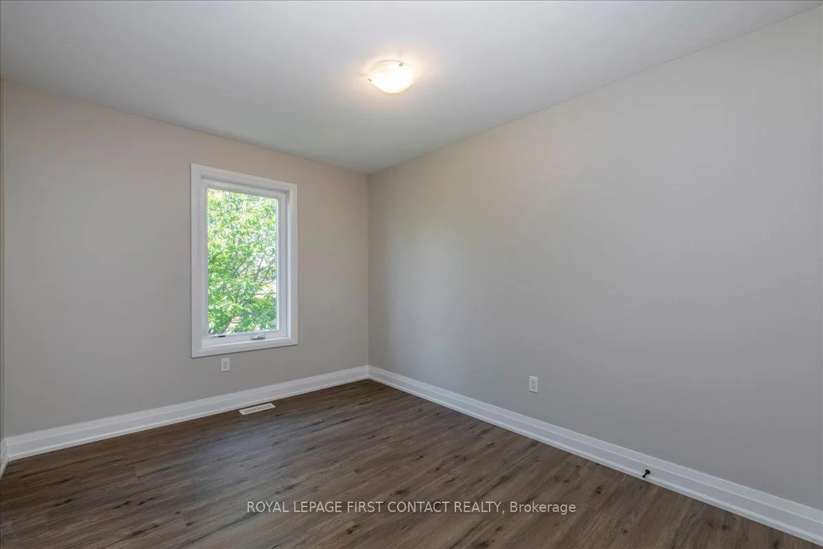 Photo 25 of 4 Stonehart Lane, Barrie, East Bayfield — HOMEH