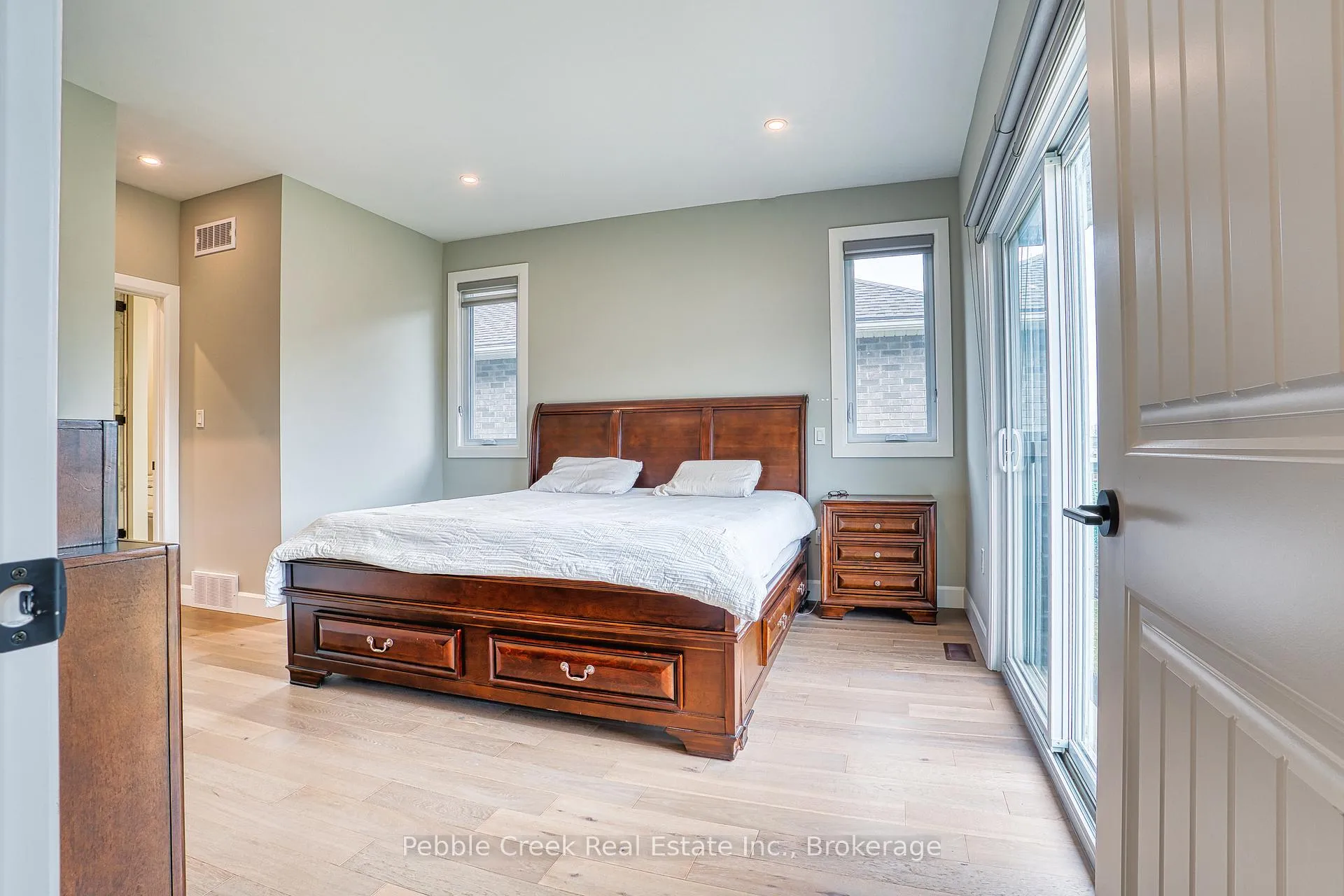 Photo 19 of 182 Shearwater Trail, Goderich, Goderich (Town) — HOMEH