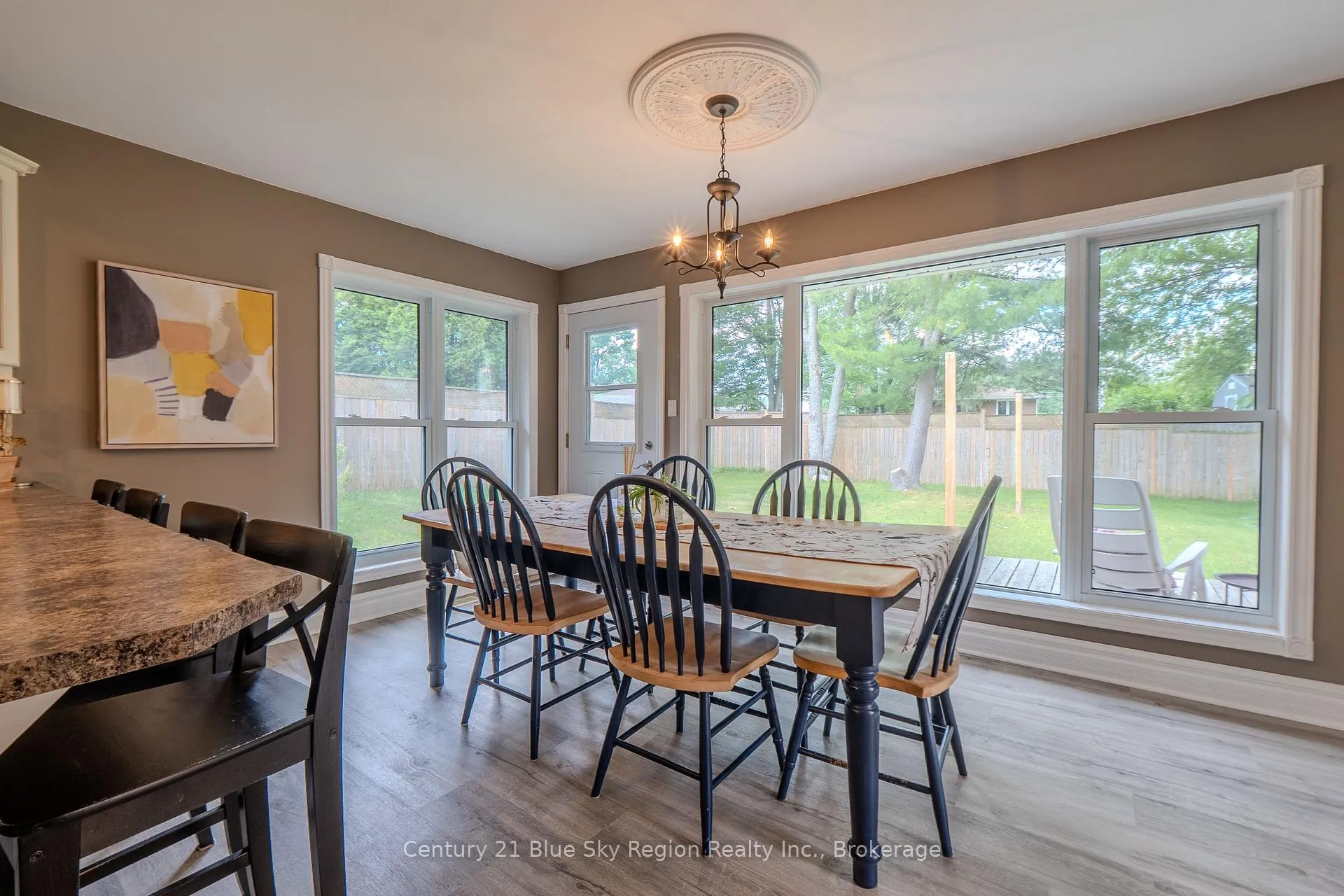 Photo 14 of 225 Reginald Road, North Bay, Birchaven — HOMEH
