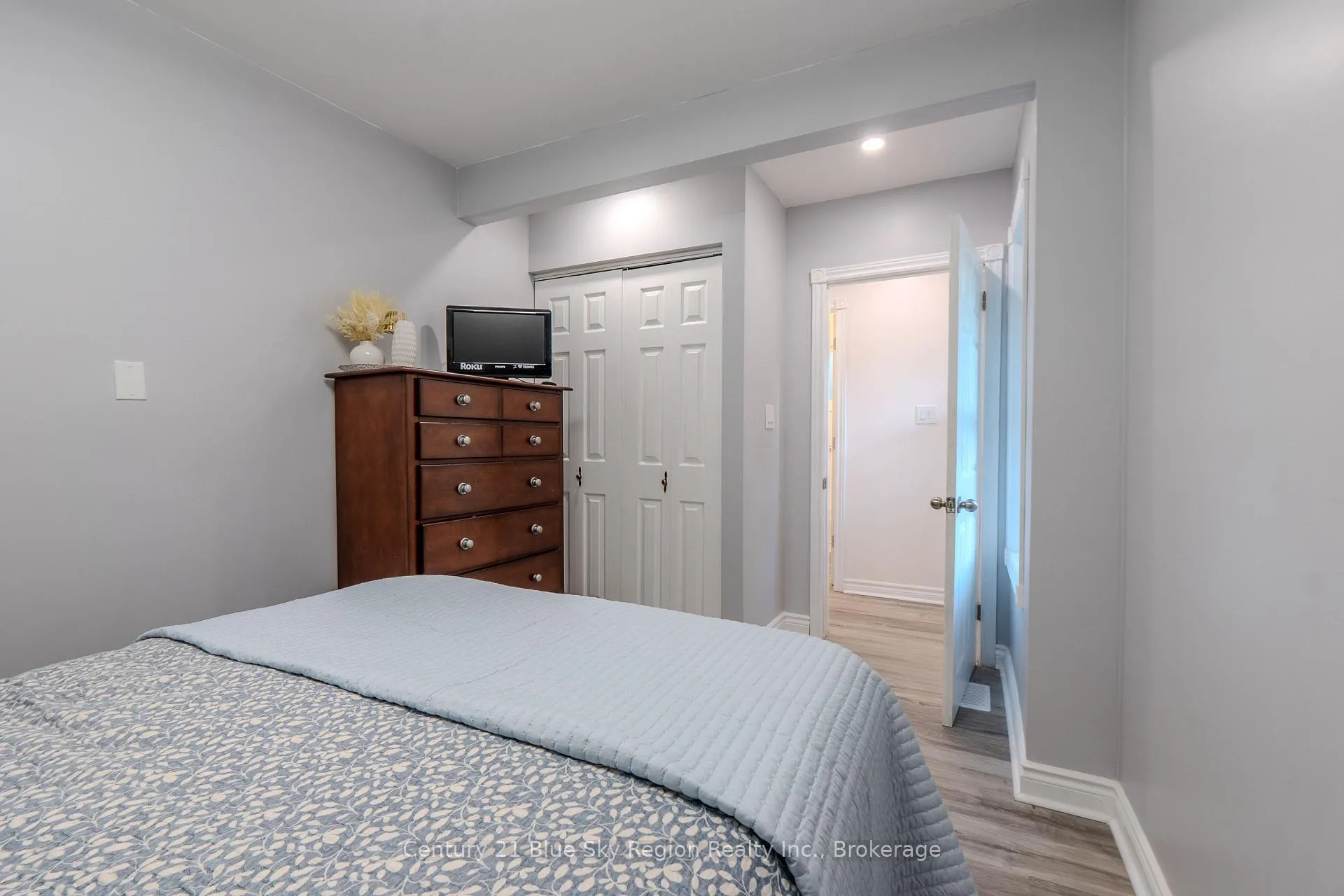 Photo 19 of 225 Reginald Road, North Bay, Birchaven — HOMEH