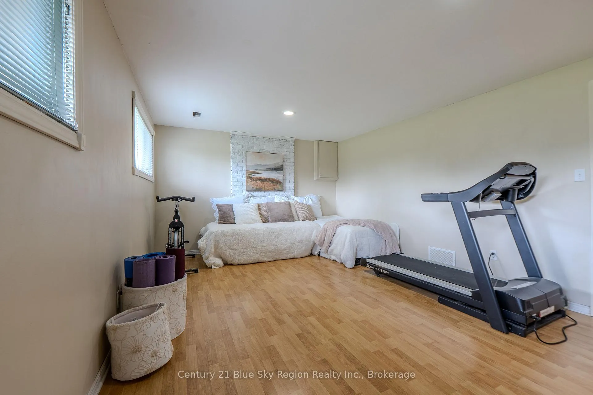 Photo 27 of 225 Reginald Road, North Bay, Birchaven — HOMEH