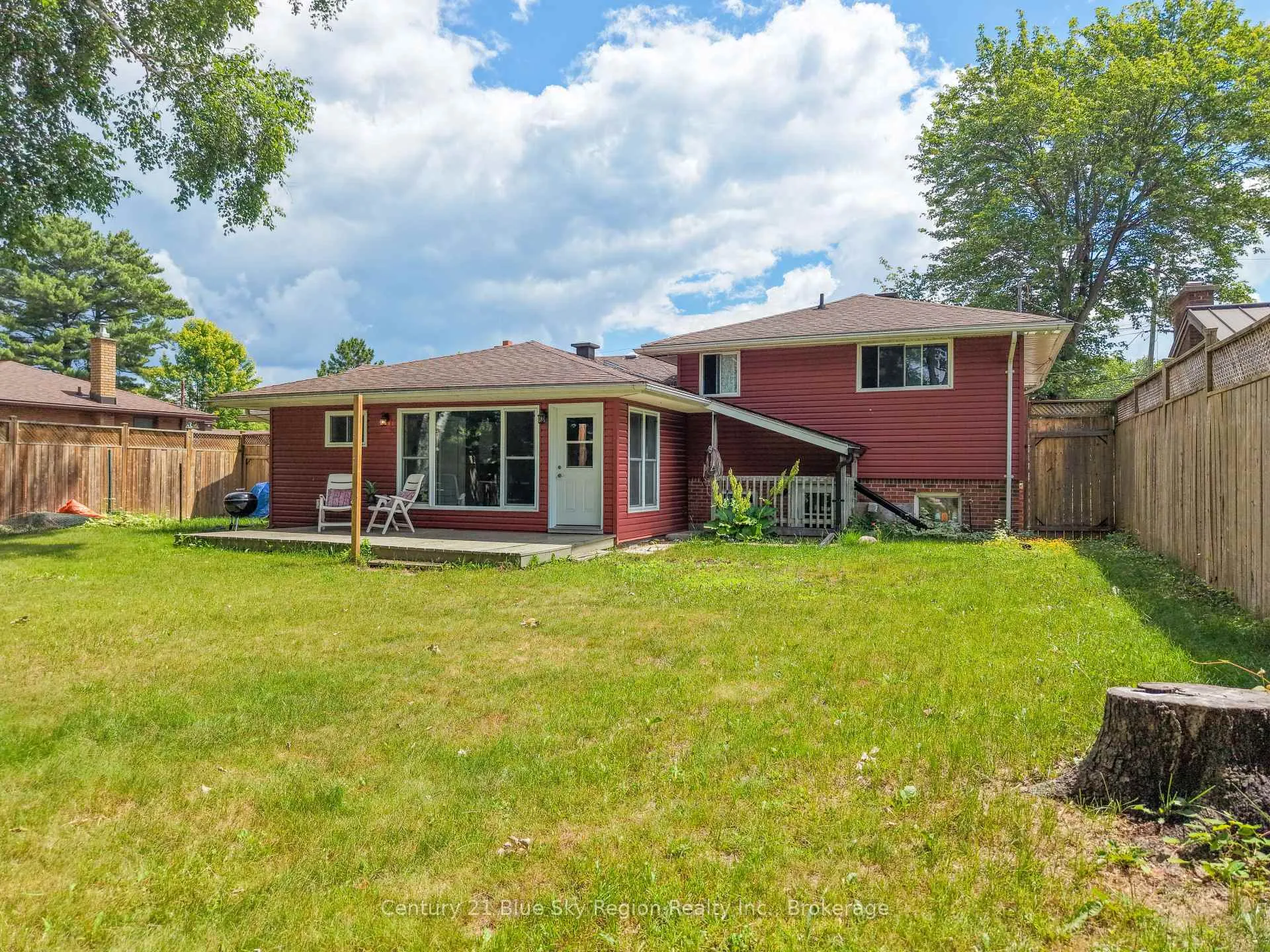 Photo 31 of 225 Reginald Road, North Bay, Birchaven — HOMEH