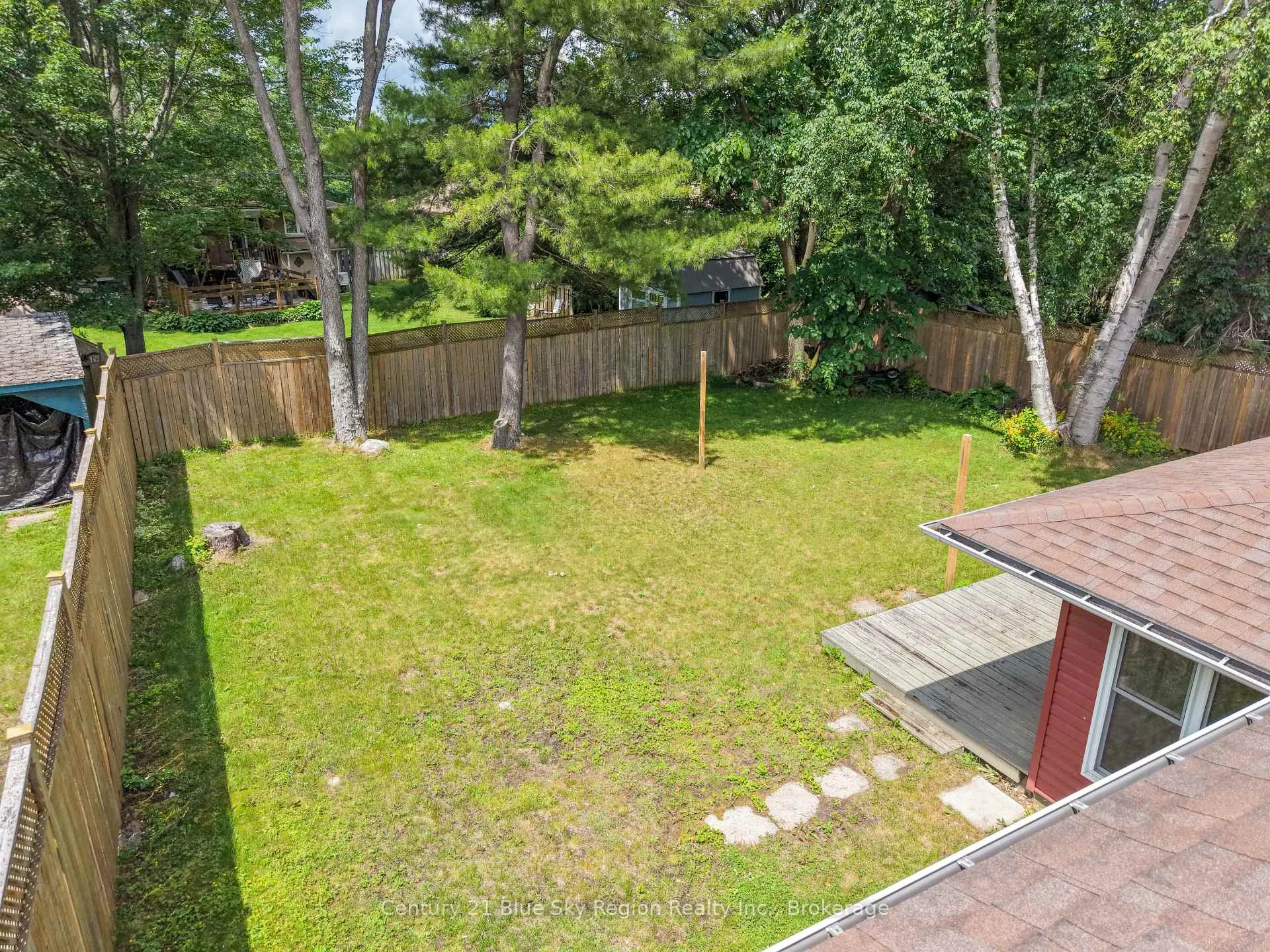 Photo 32 of 225 Reginald Road, North Bay, Birchaven — HOMEH
