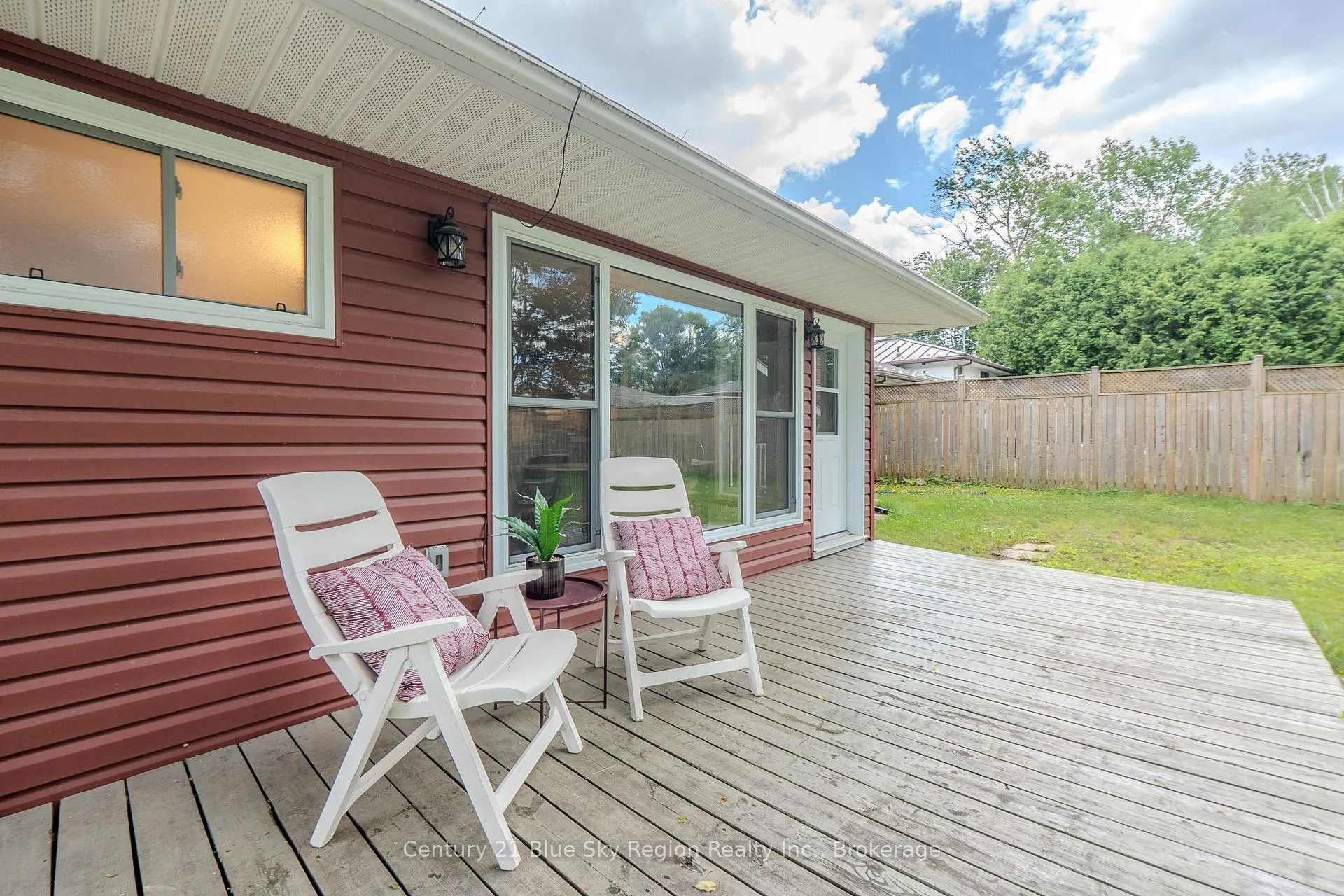 Photo 33 of 225 Reginald Road, North Bay, Birchaven — HOMEH