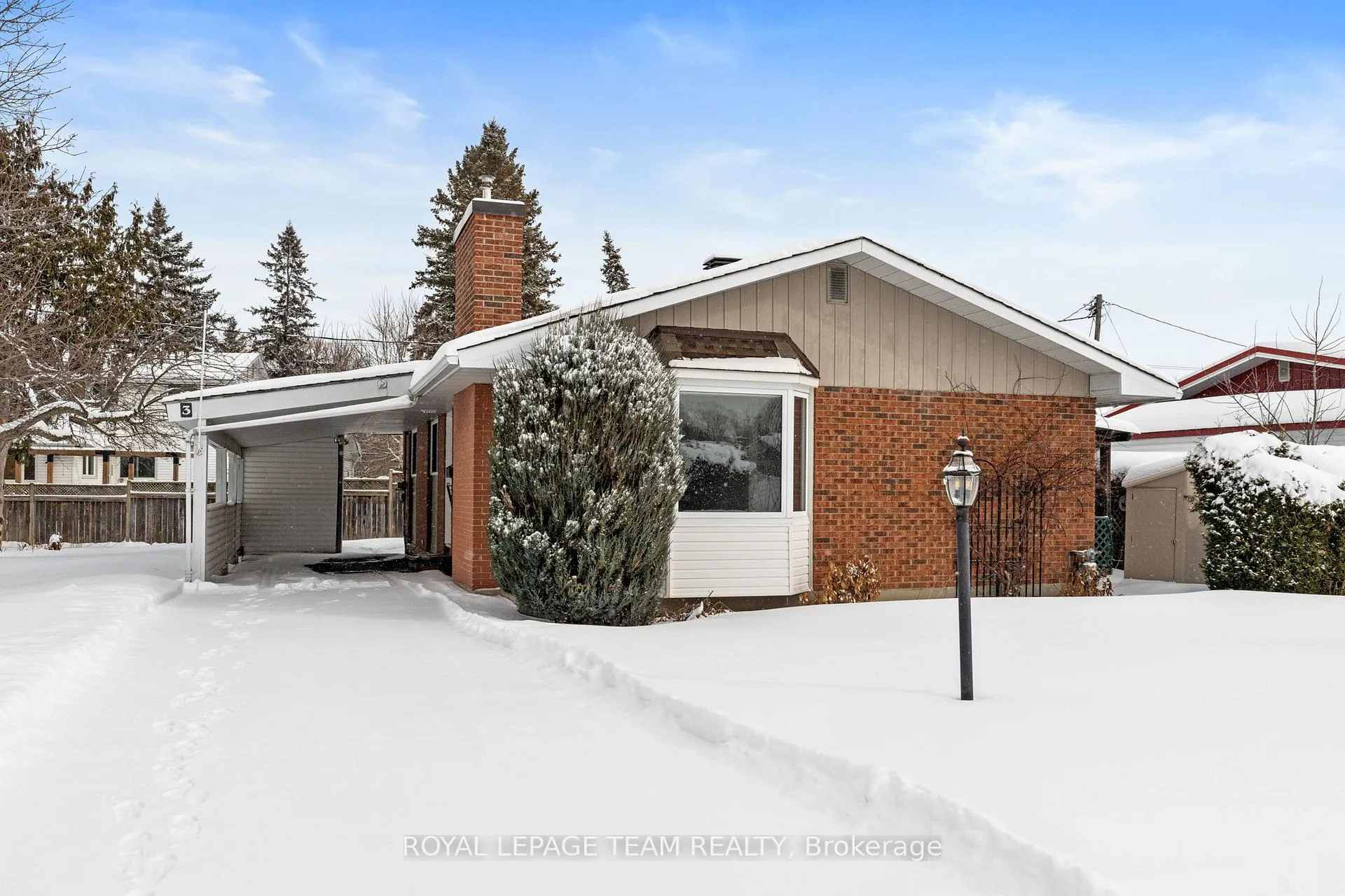 Photo 3 of 3 Domus Crescent, Ottawa, Lynwood Village — HOMEH