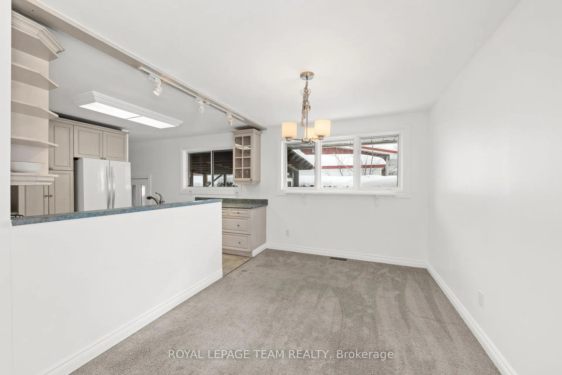Photo 12 of 3 Domus Crescent, Ottawa, Lynwood Village — HOMEH
