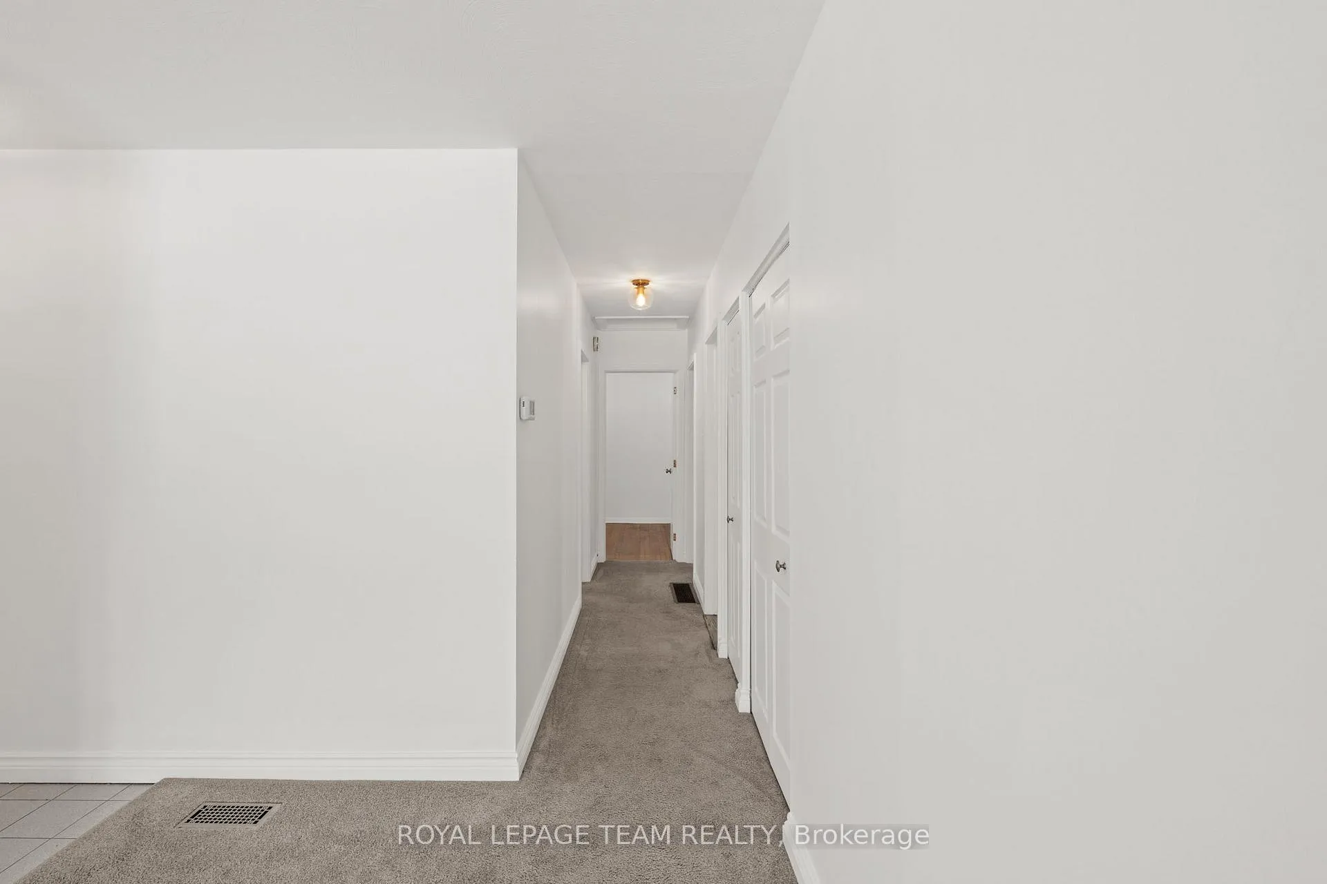 Photo 20 of 3 Domus Crescent, Ottawa, Lynwood Village — HOMEH