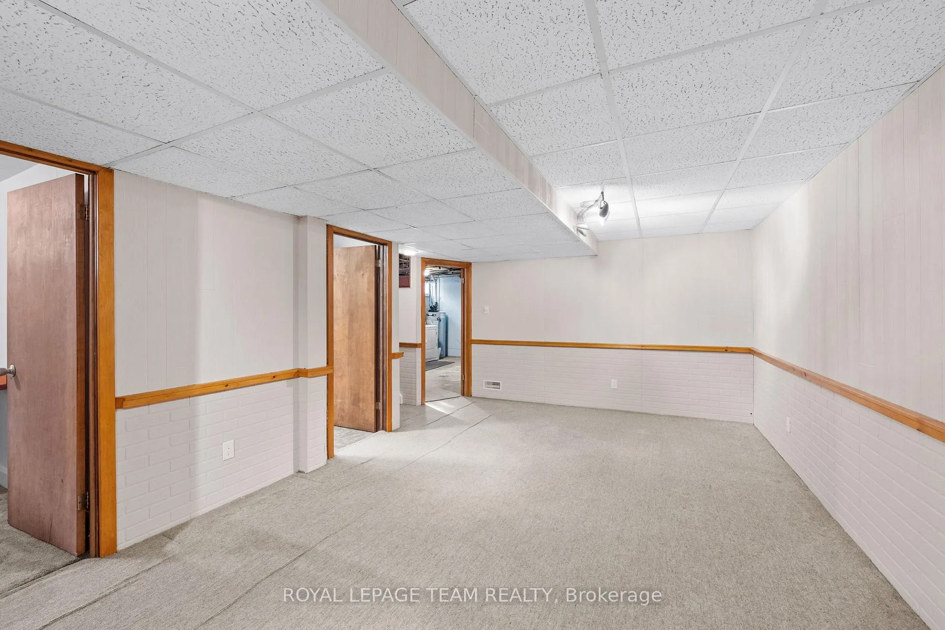 Photo 33 of 3 Domus Crescent, Ottawa, Lynwood Village — HOMEH