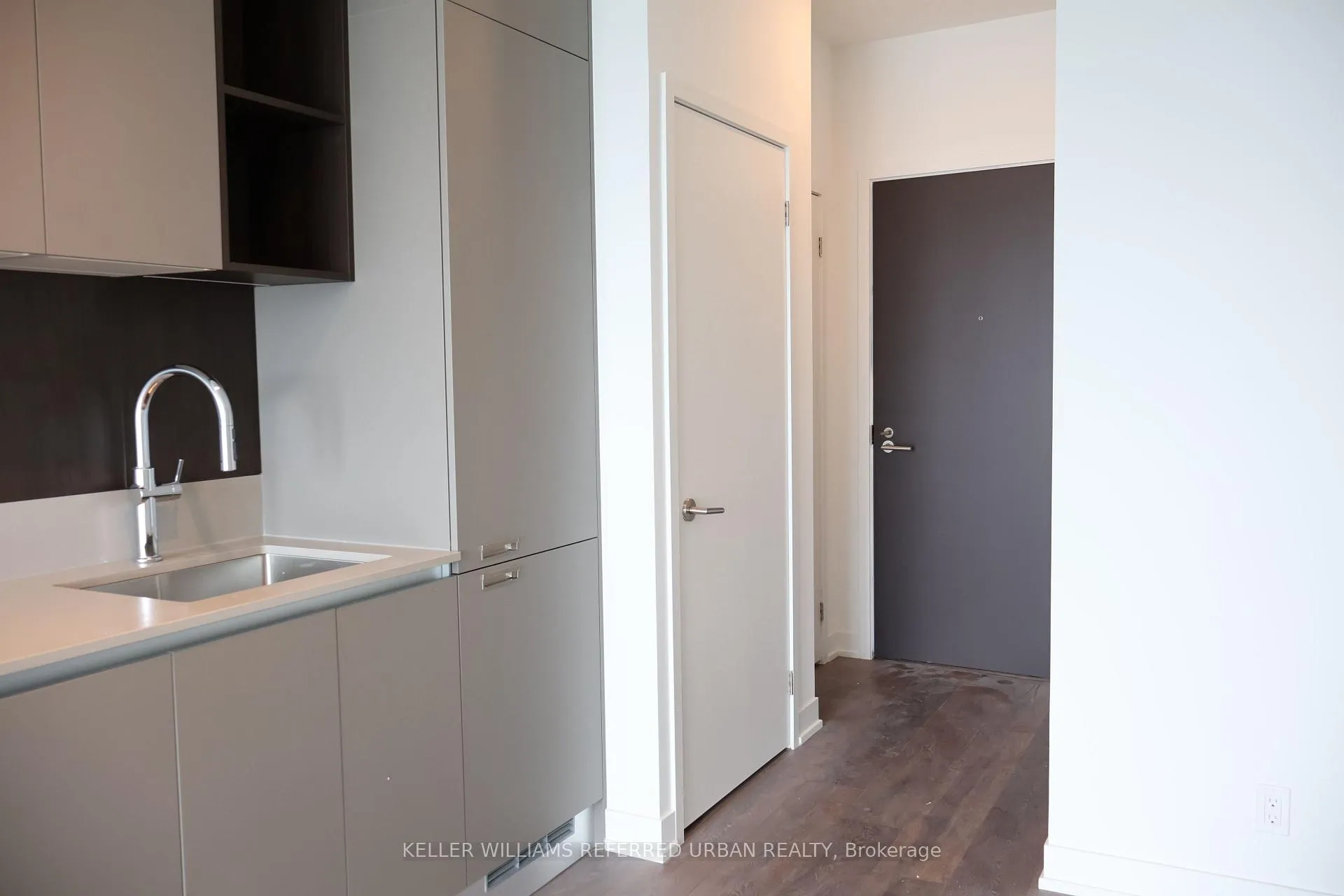 Photo 9 of Unit 1209, 39 Mary Street, Barrie, City Centre — HOMEH