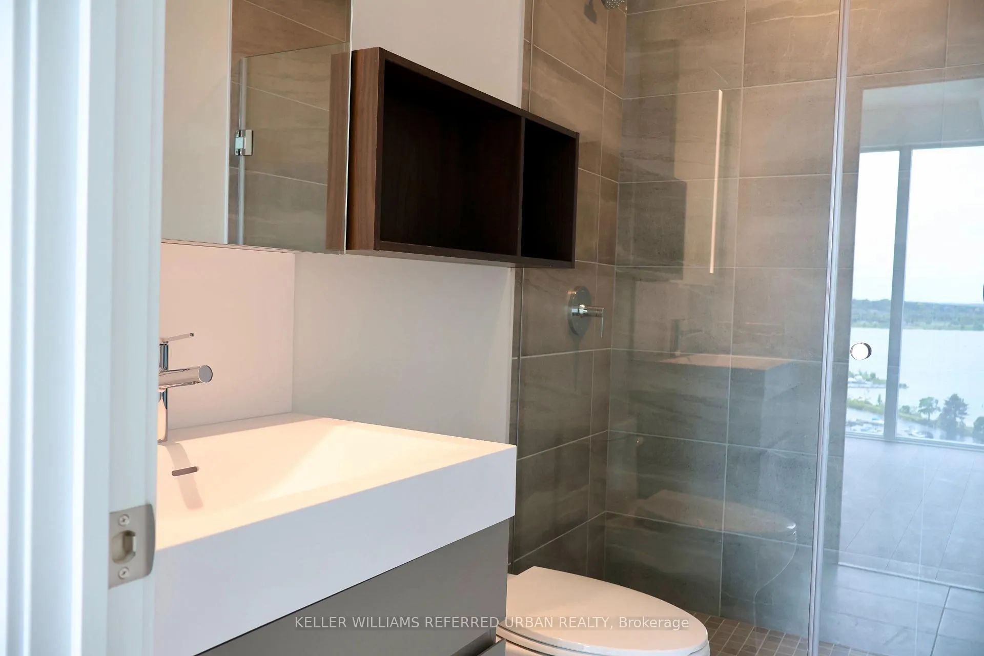 Photo 14 of Unit 1209, 39 Mary Street, Barrie, City Centre — HOMEH