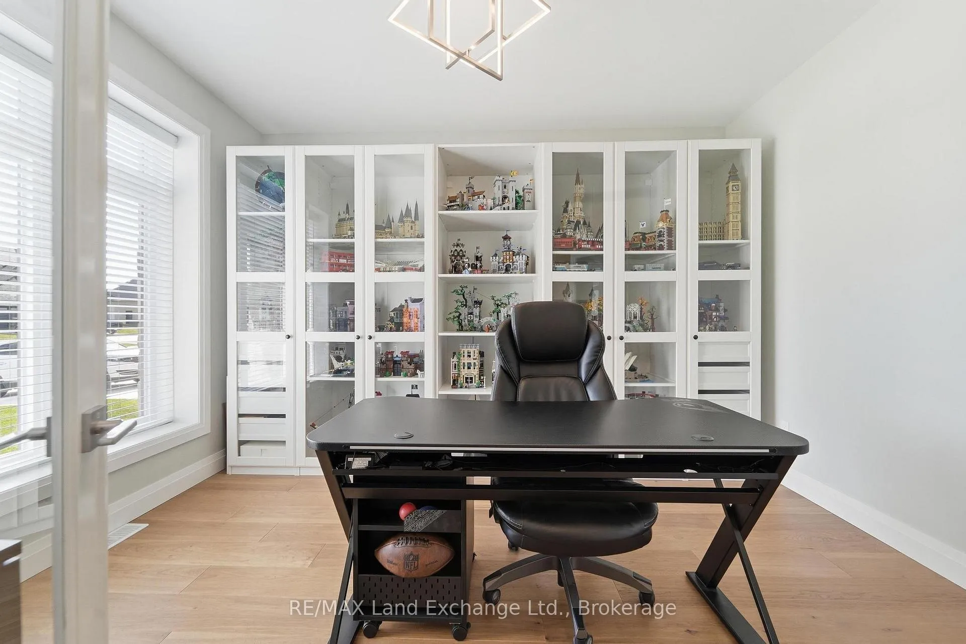 Photo 25 of 949 Bogdanovic Way, Huron-Kinloss — HOMEH