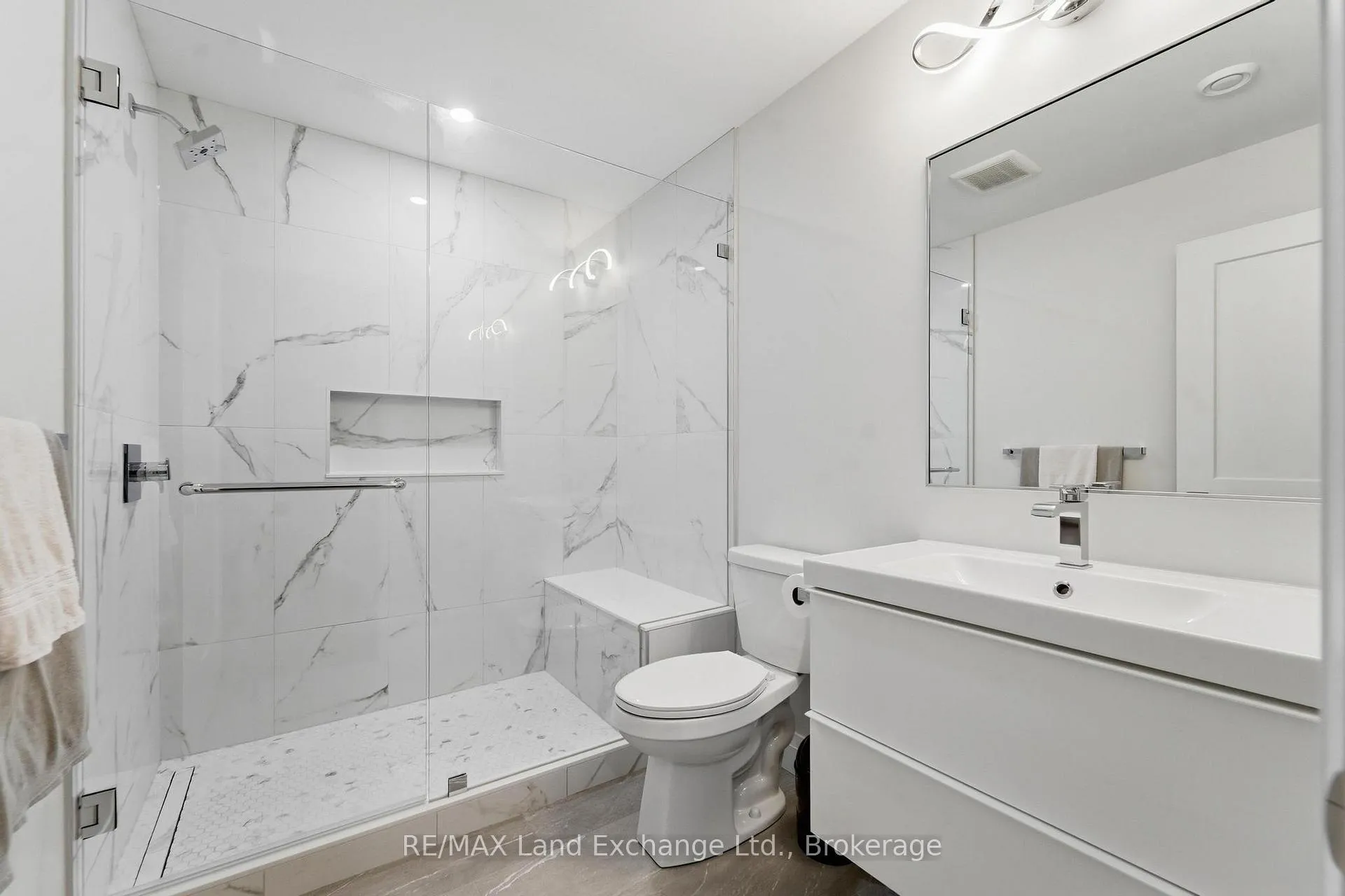 Photo 44 of 949 Bogdanovic Way, Huron-Kinloss — HOMEH