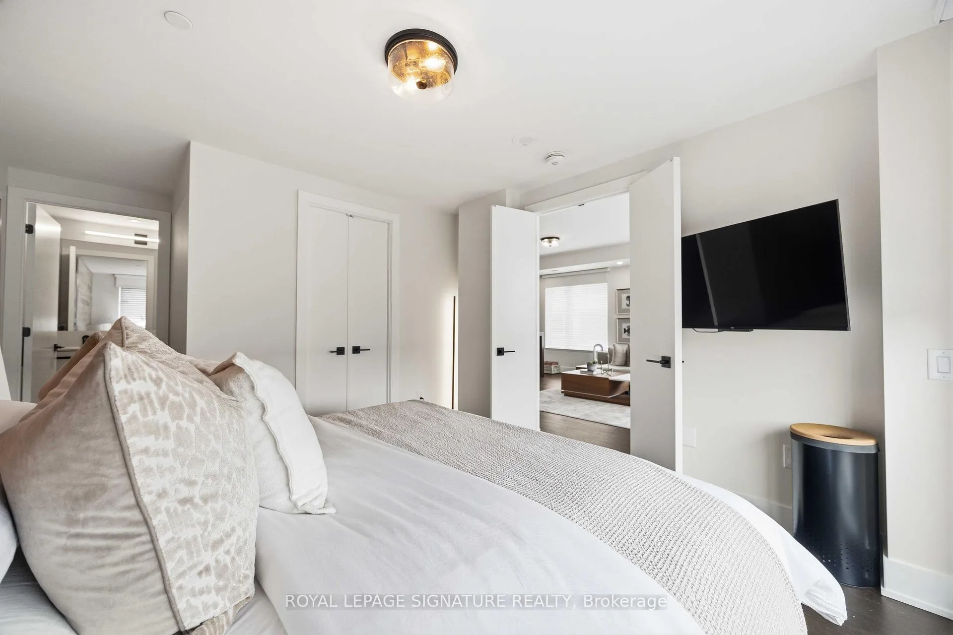 Photo 24 of Unit 405, 1888 Queen Street E, Toronto, The Beaches — HOMEH