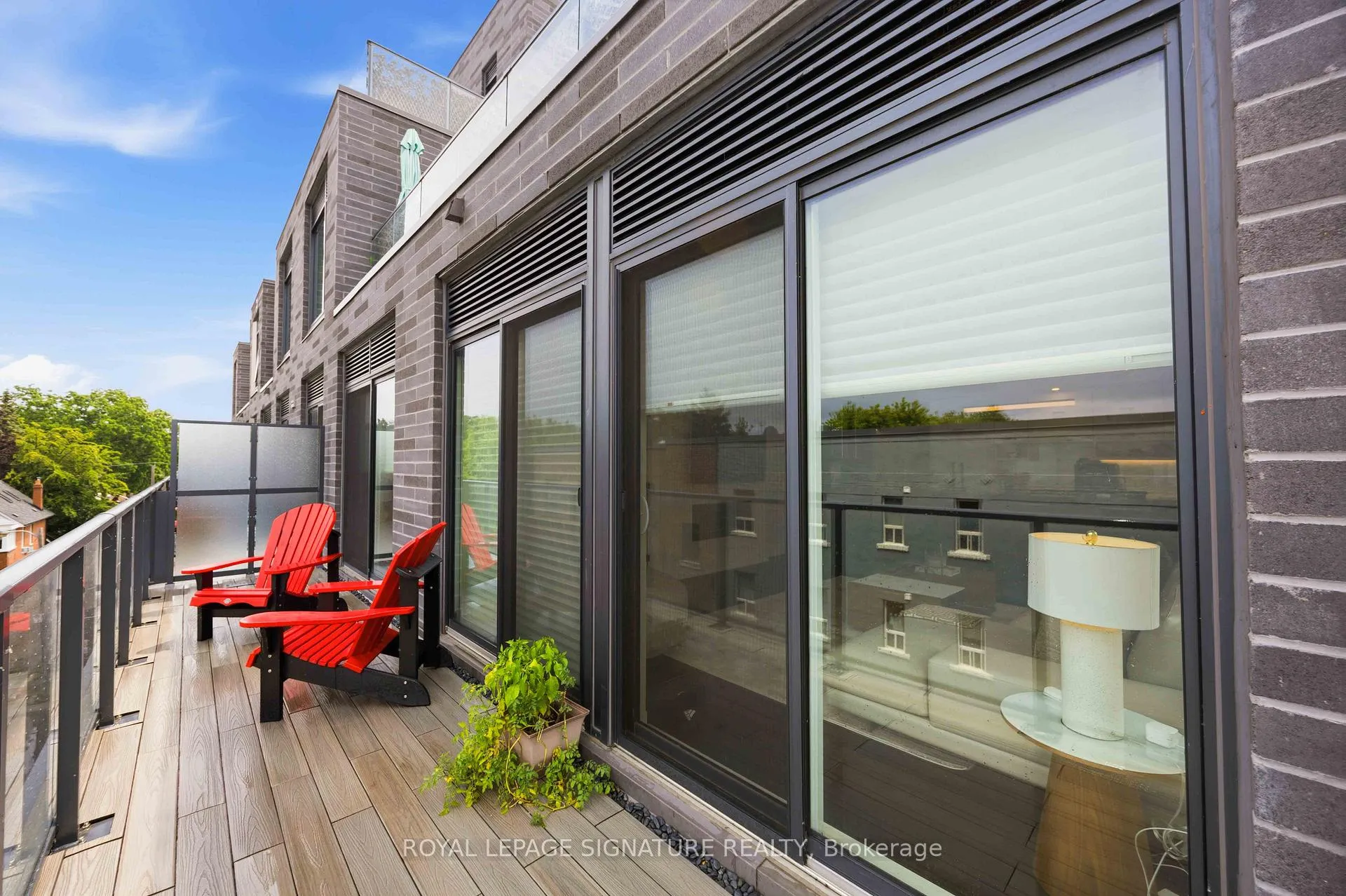 Photo 28 of Unit 405, 1888 Queen Street E, Toronto, The Beaches — HOMEH