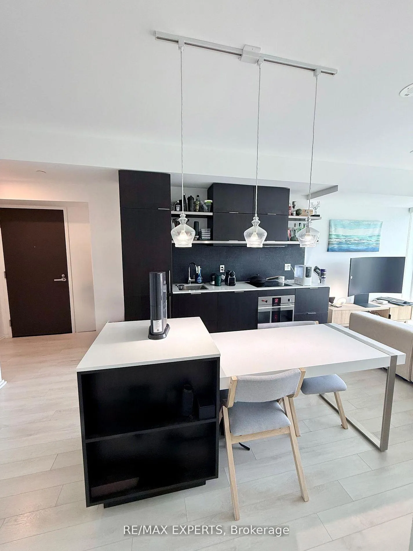 Photo 5 of Unit 3414, 197 Yonge Street, Toronto, Church-Yonge Corridor — HOMEH