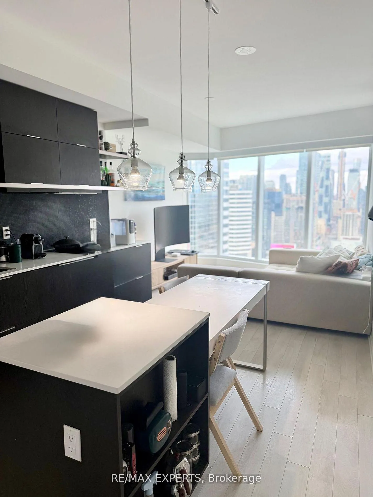 Photo 6 of Unit 3414, 197 Yonge Street, Toronto, Church-Yonge Corridor — HOMEH