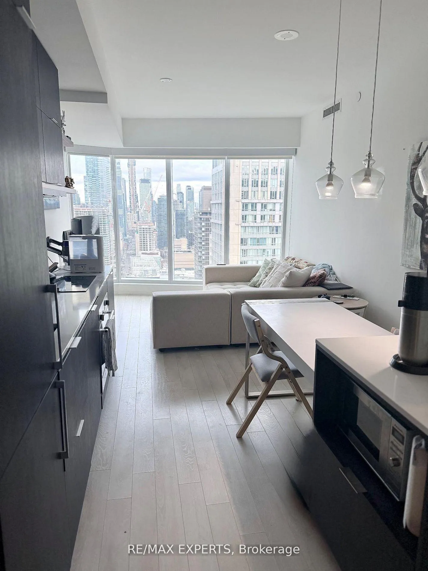 Photo 7 of Unit 3414, 197 Yonge Street, Toronto, Church-Yonge Corridor — HOMEH