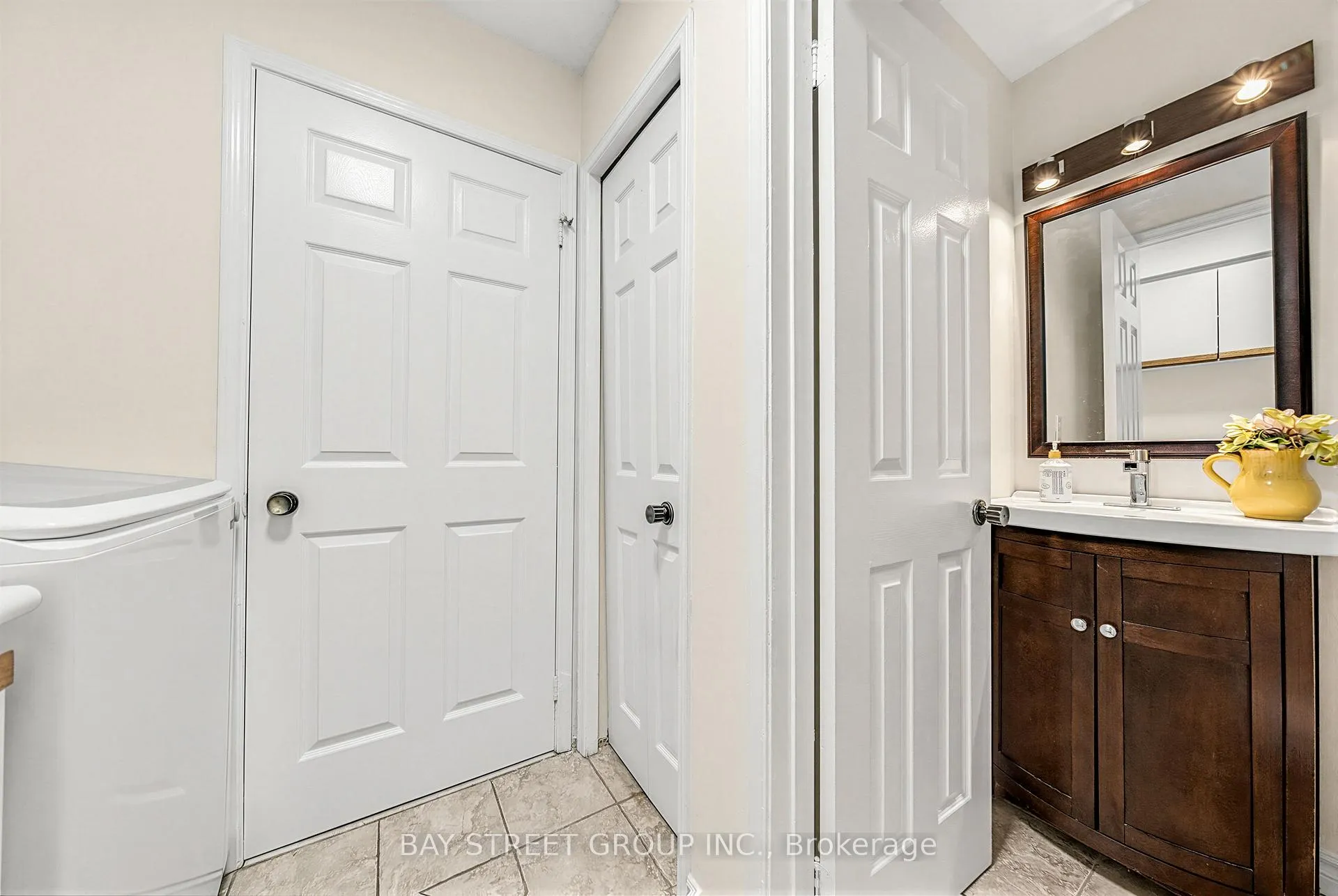 Photo 14 of 145 Sandyhook Square, Scarborough, Steeles — HOMEH