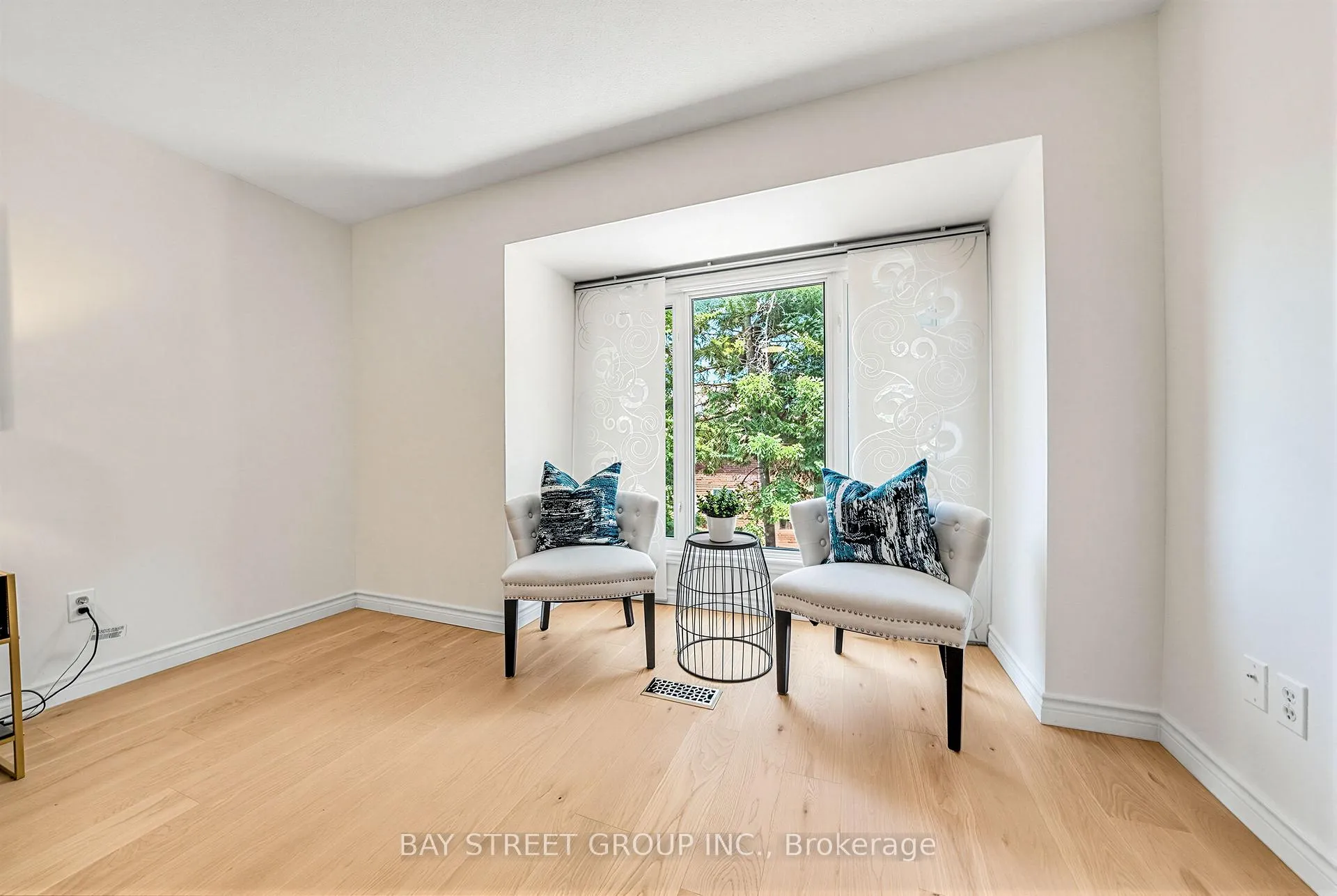 Photo 19 of 145 Sandyhook Square, Scarborough, Steeles — HOMEH