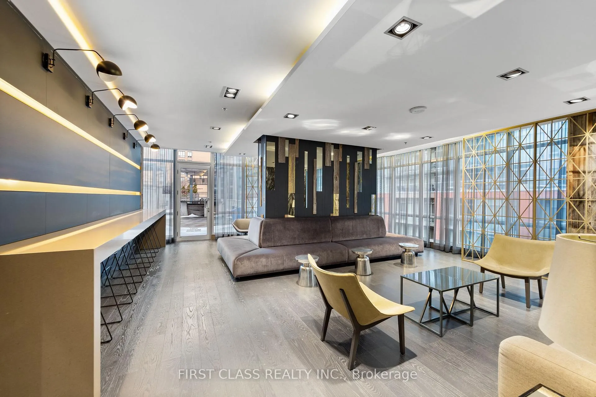 Photo 24 of Unit 304, 30 Nelson Street, Toronto, Waterfront Communities — HOMEH