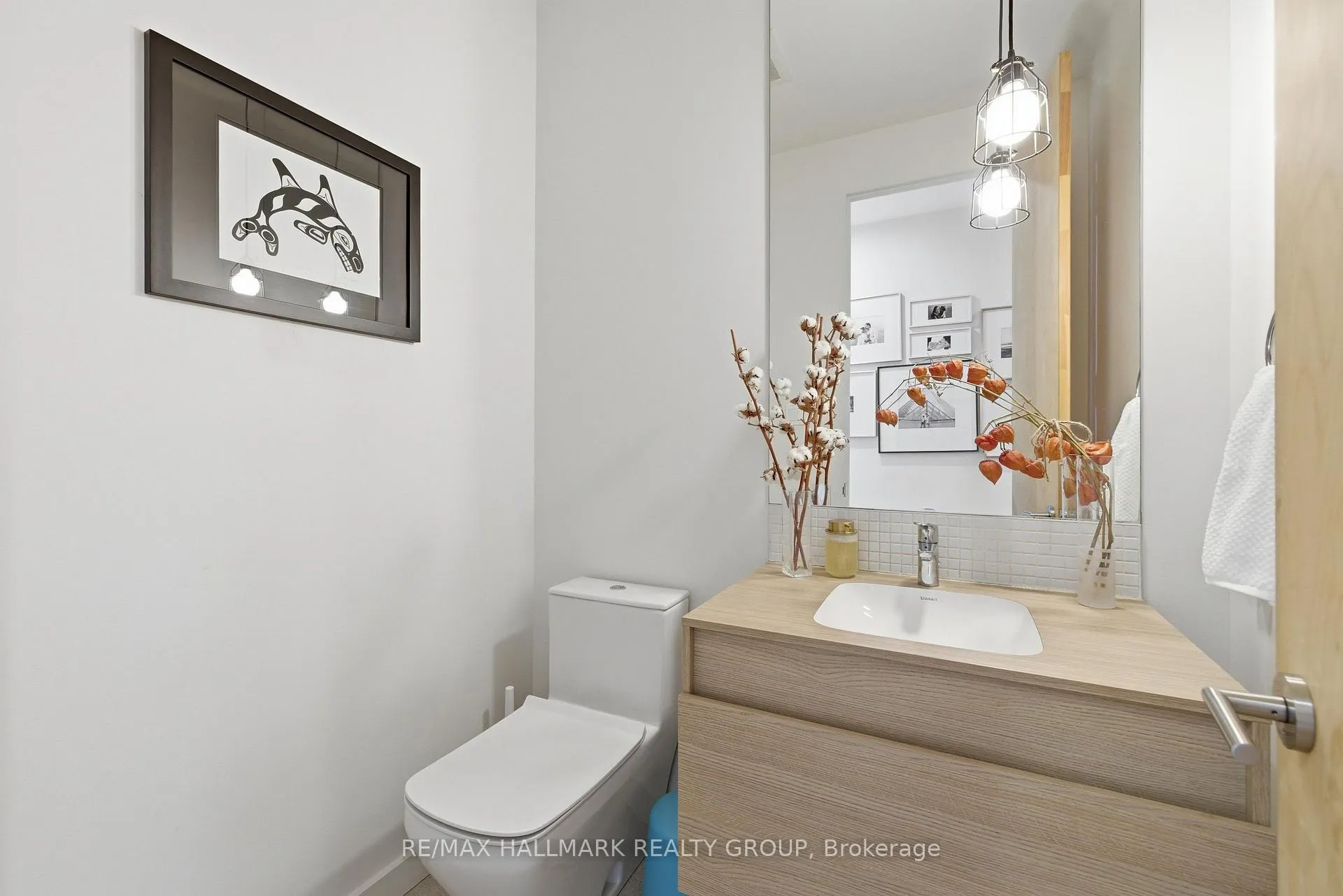 Photo 4 of Unit A, 23 Helena Street, Ottawa, Ottawa West — HOMEH