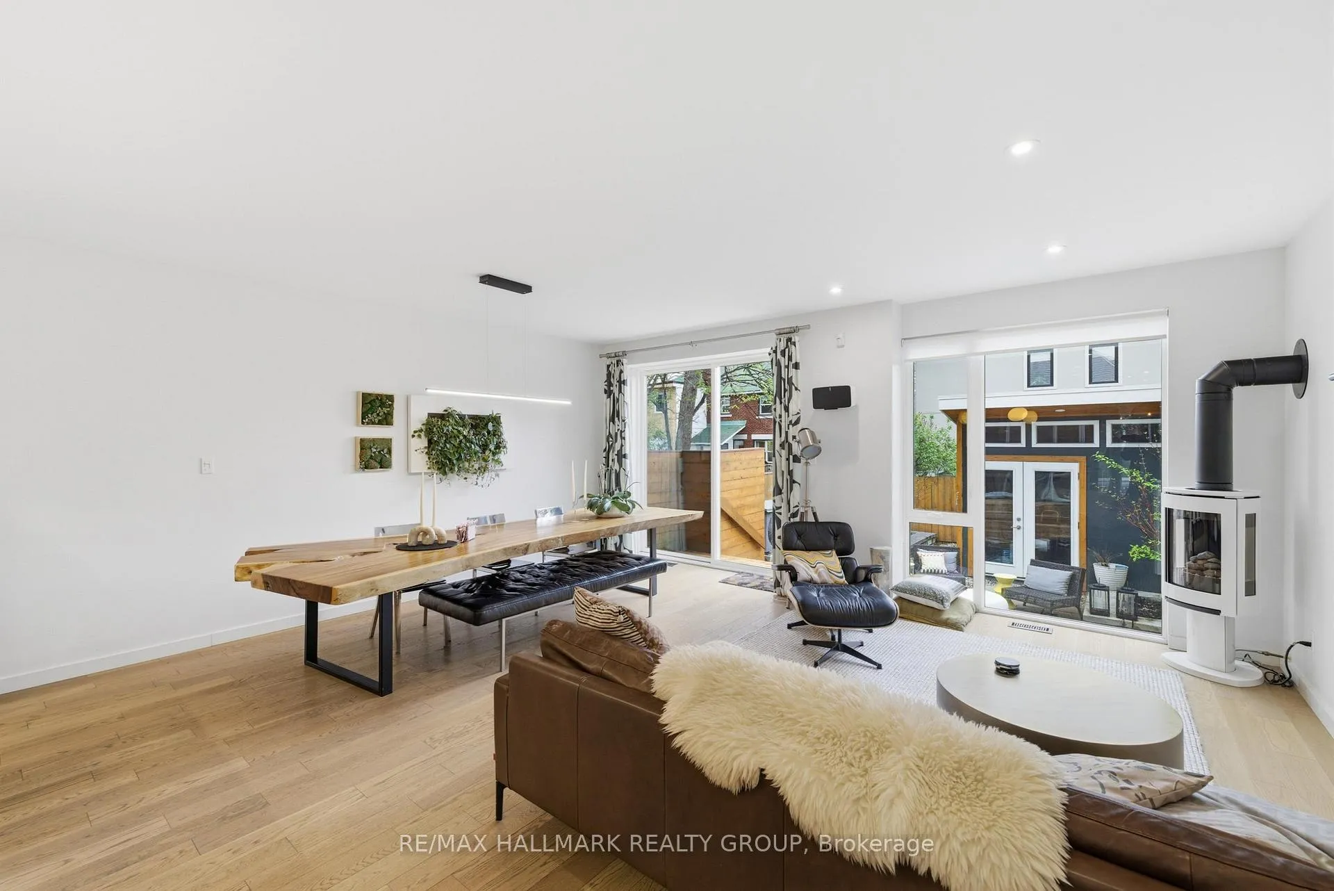 Photo 8 of Unit A, 23 Helena Street, Ottawa, Ottawa West — HOMEH