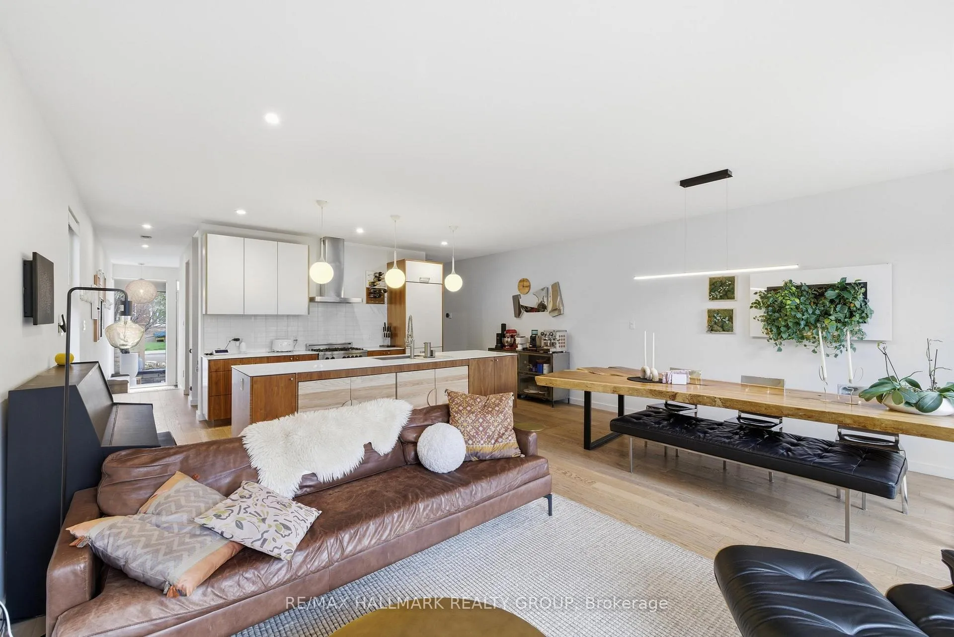 Photo 10 of Unit A, 23 Helena Street, Ottawa, Ottawa West — HOMEH
