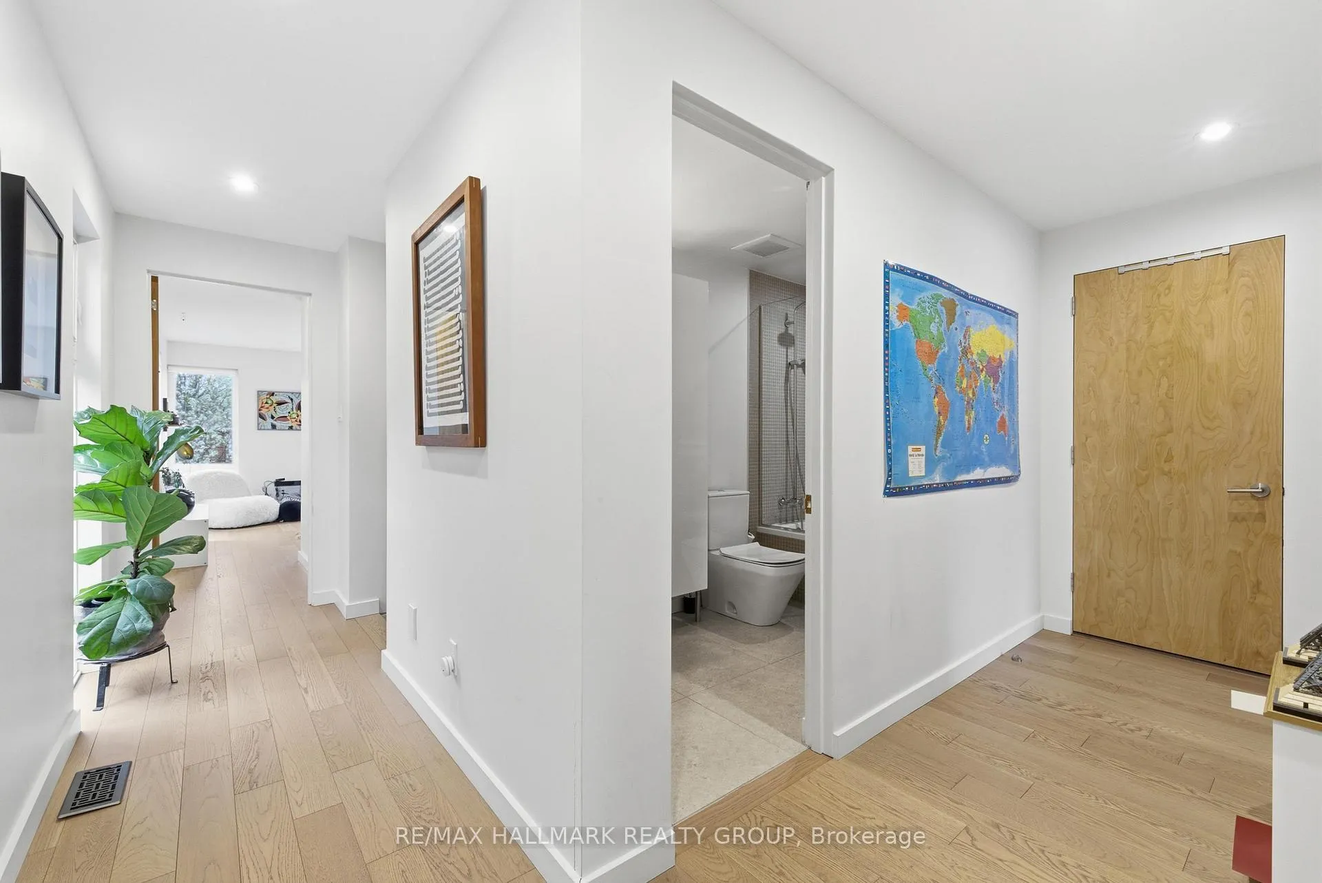 Photo 11 of Unit A, 23 Helena Street, Ottawa, Ottawa West — HOMEH