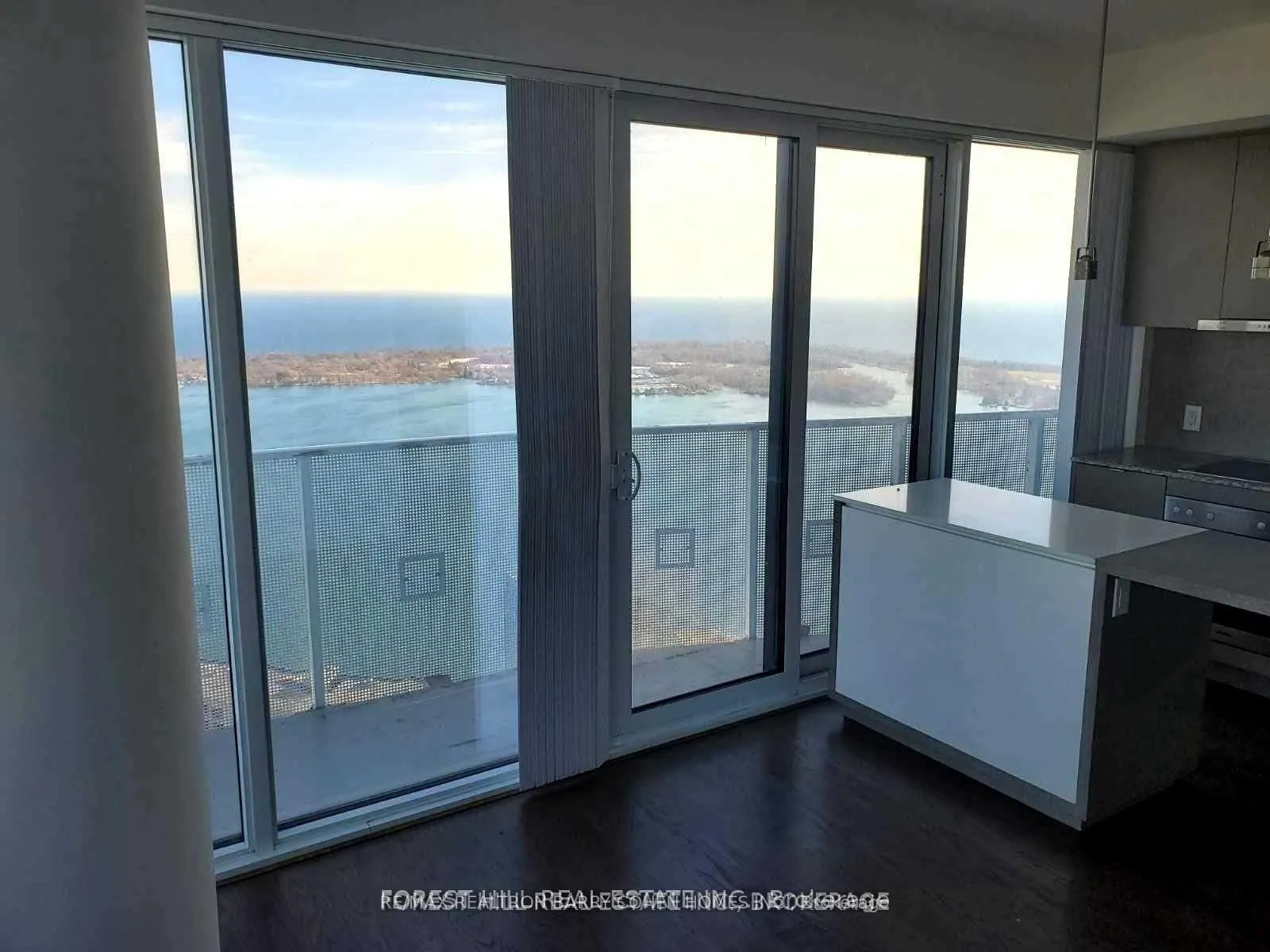 Photo 6 of Unit 6507, 88 Harbour Street, Toronto, Waterfront Communities — HOMEH