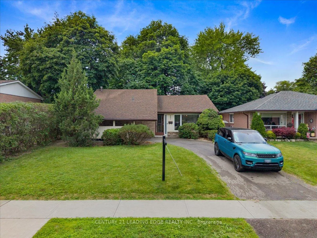 Photo 1 of 201 Mcmurchy Avenue S, Brampton, Brampton South — HOMEH