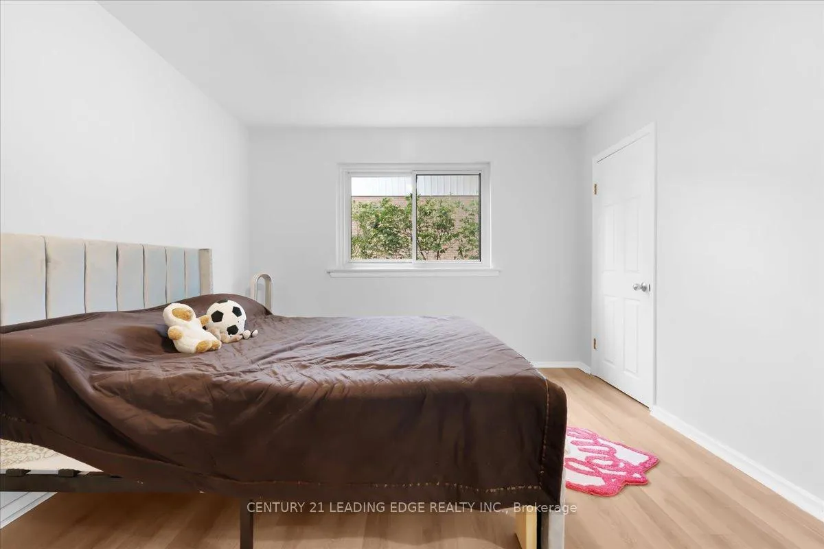 Photo 14 of 201 Mcmurchy Avenue S, Brampton, Brampton South — HOMEH