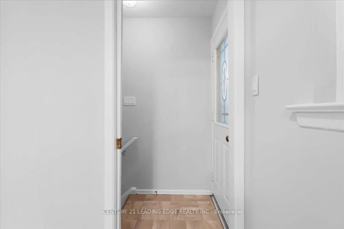 Photo 22 of 201 Mcmurchy Avenue S, Brampton, Brampton South — HOMEH