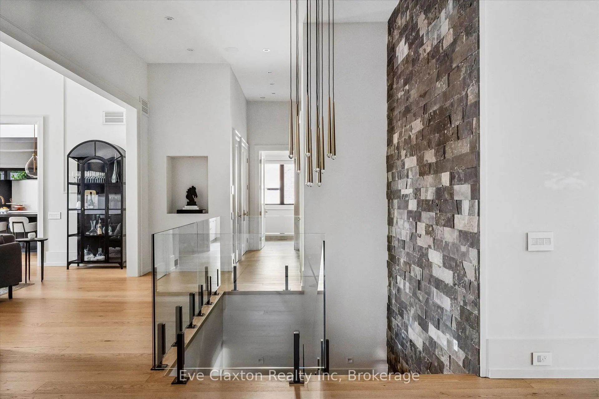 Photo 29 of 54 Forest Street, Guelph, Dovercliffe Park/Old University — HOMEH