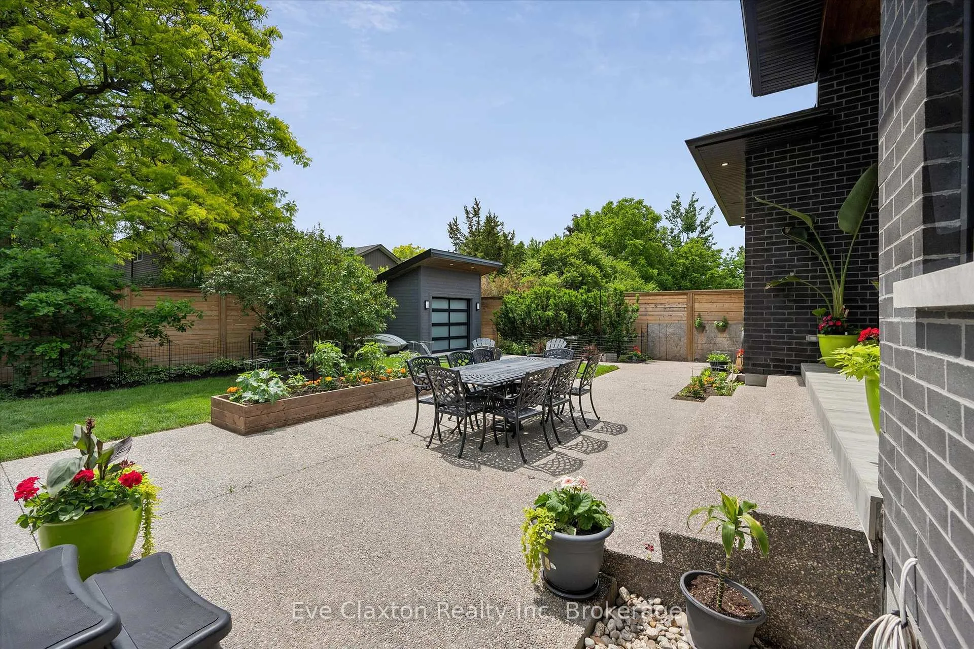Photo 45 of 54 Forest Street, Guelph, Dovercliffe Park/Old University — HOMEH